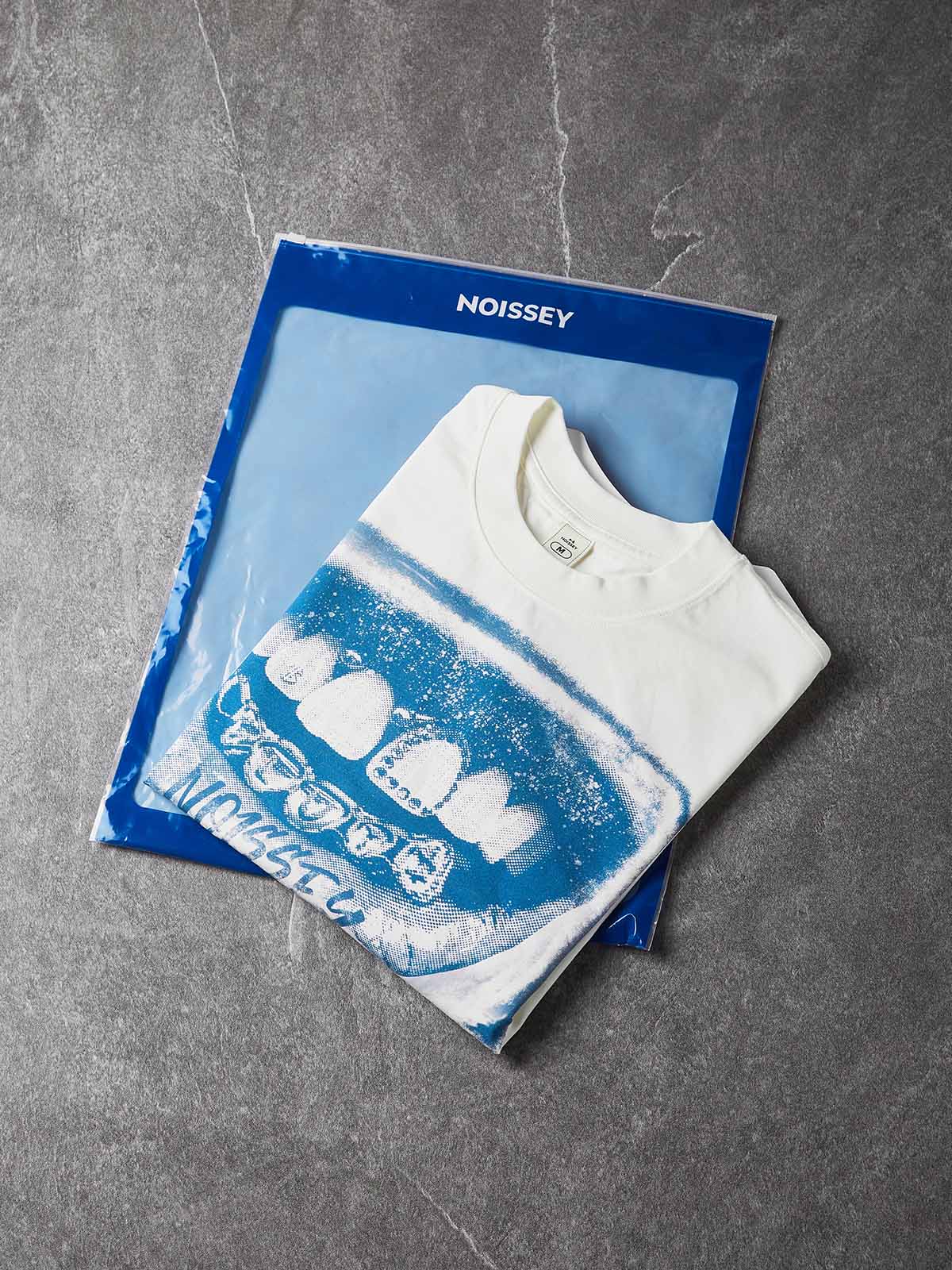 NOISSEY Blue Screen & Diamond Grillz Lips Boxy T-Shirt