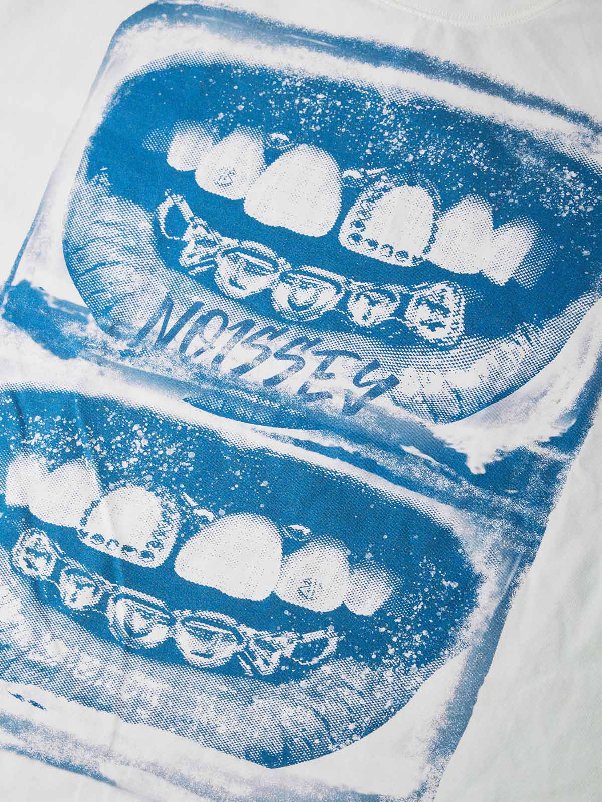 NOISSEY Blue Screen & Diamond Grillz Lips Boxy T-Shirt
