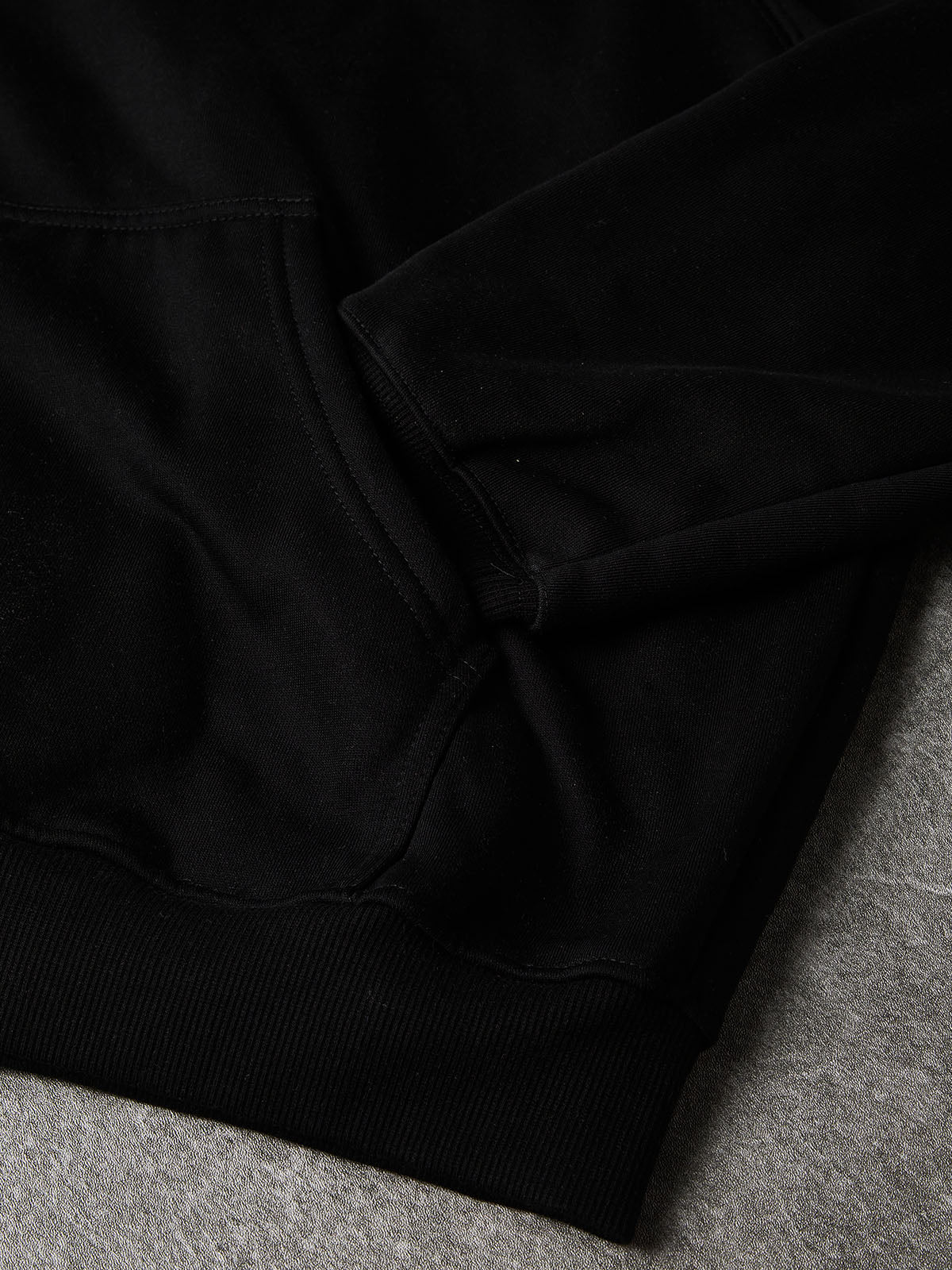 NOISSEY Vintage Metallic Knot Cross Full-Zip Hoodie - Classic Black