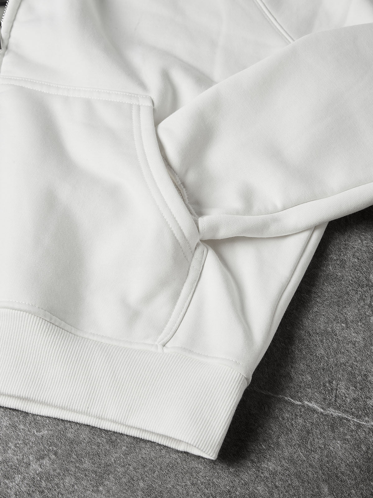 NOISSEY Sacred Heart & Dove Vintage Collage Full-Zip Hoodie - Pure White