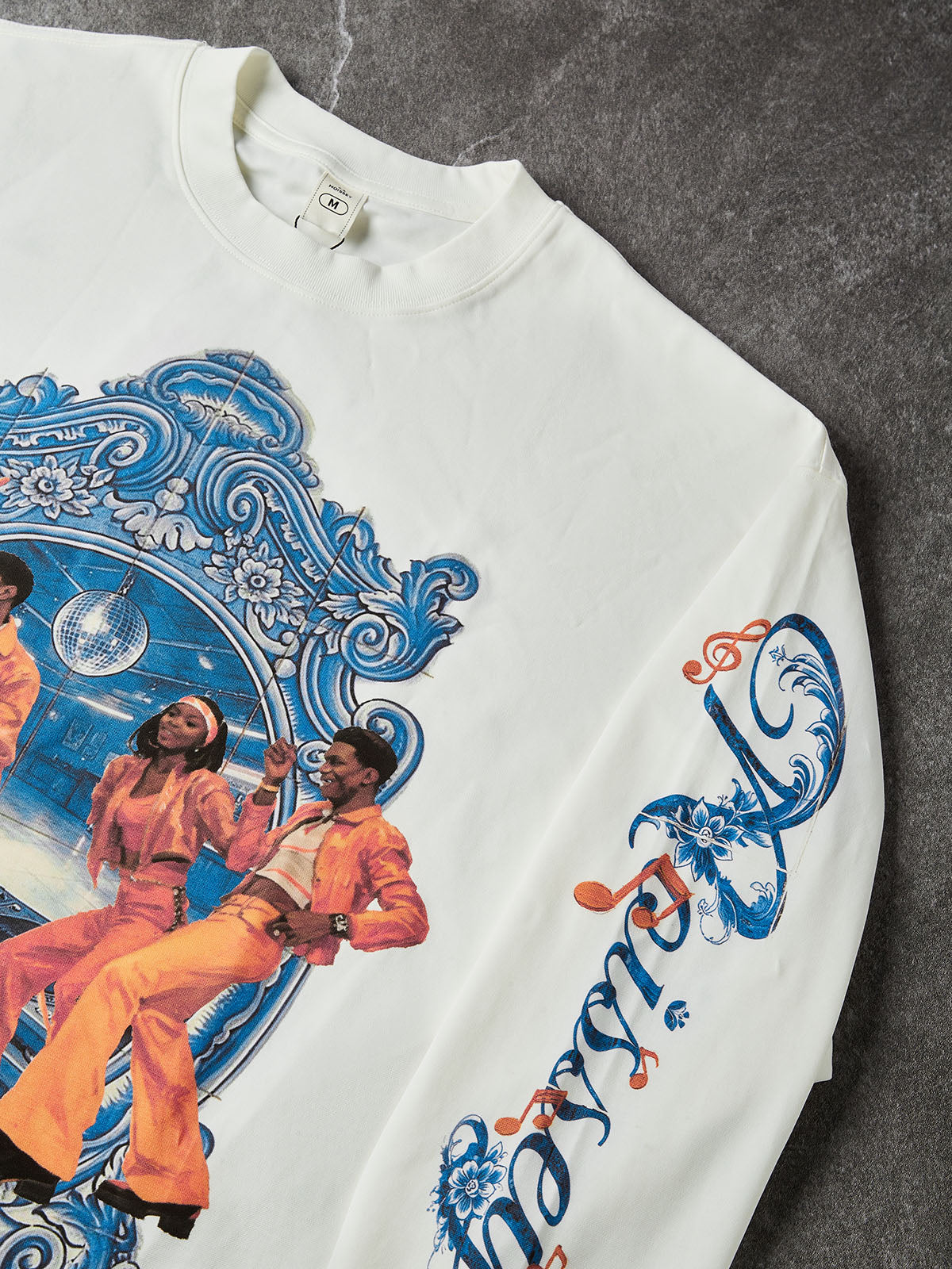 NOISSEY Blue Porcelain Frame & Disco Dancers Long-Sleeve Sweatshirt - Pure White