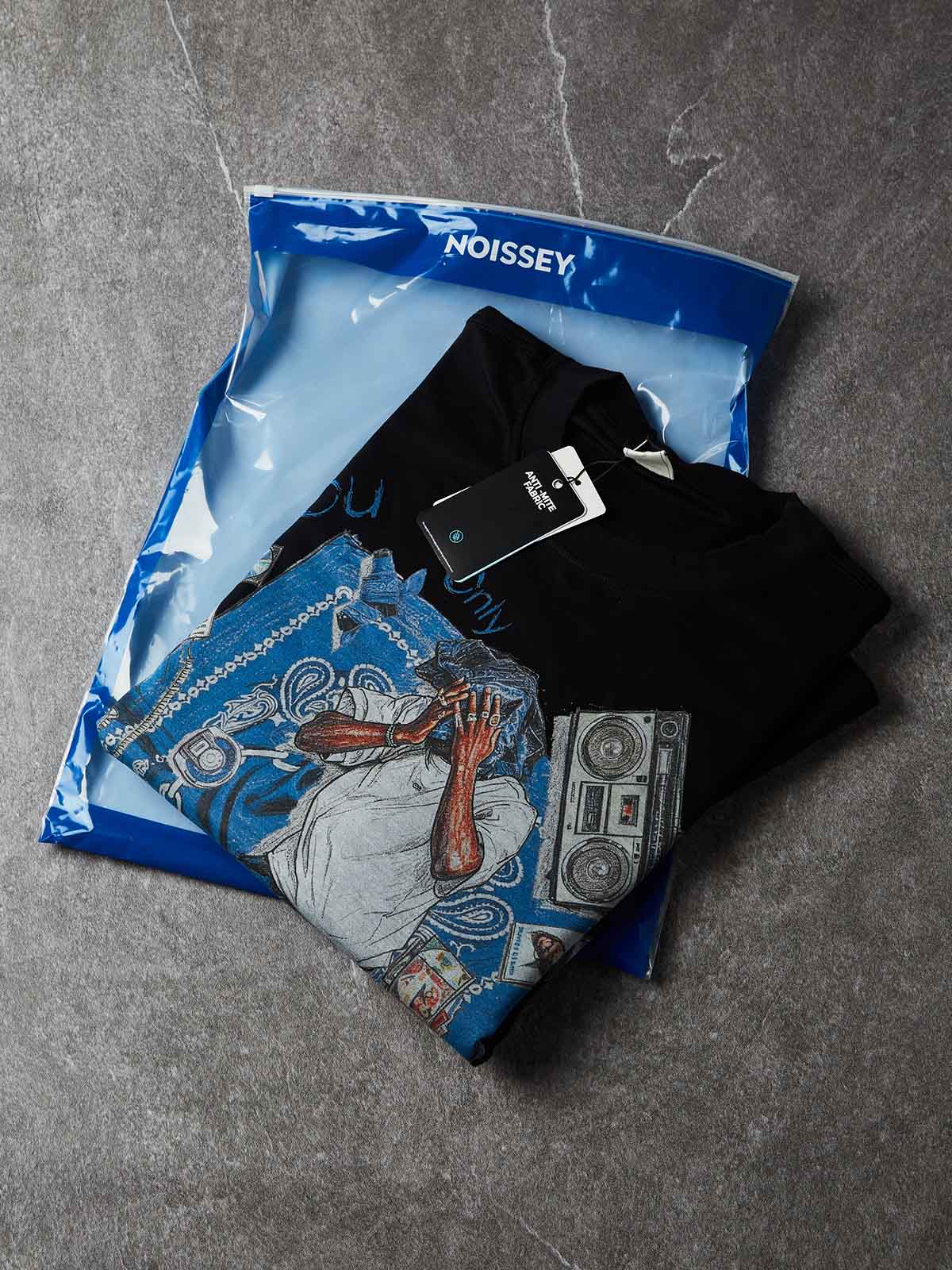NOISSEY YOLO Blue Paisley Vintage Rap Sketch Graphic Long Sleeve - White / Black Boxy Streetwear Shirt