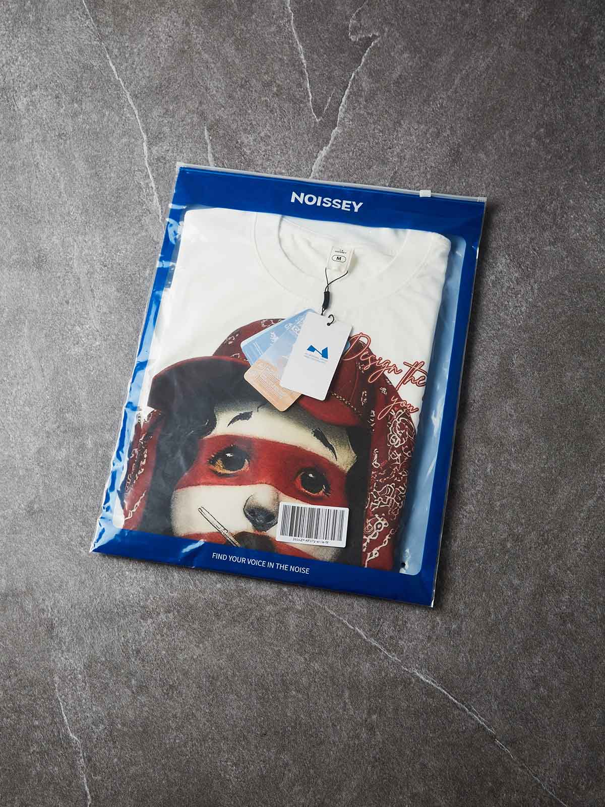 NOISSEY Red Bandana Striped Girl Oil Painting Graphic Boxy Tee - White Heavyweight Streetwear Shirt