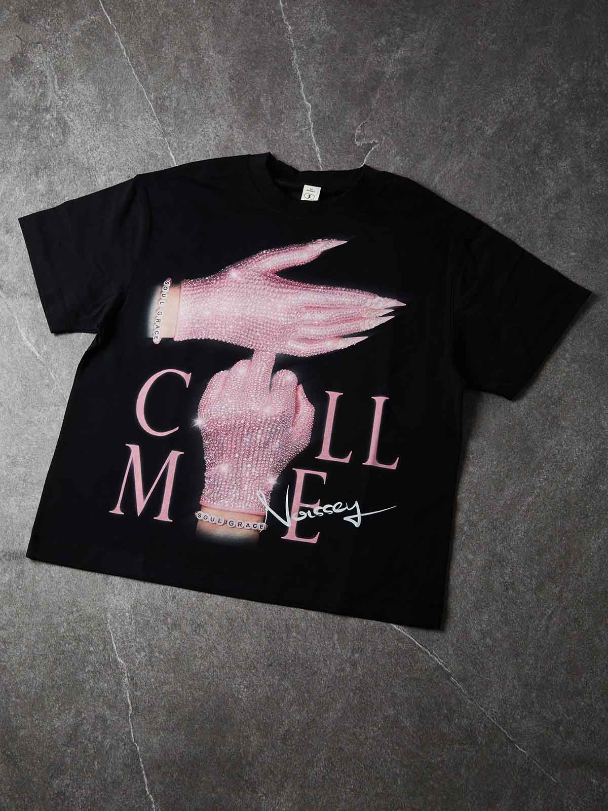 NOISSEY Pink Diamond Gloves "CALL ME" Graphic T-Shirt - Pitch Black