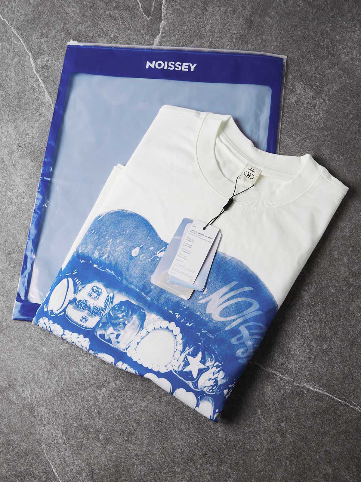 NOISSEY Blue Iced-Out Grillz Lips Graphic T-Shirt - White Boxy  Streetwear Tee