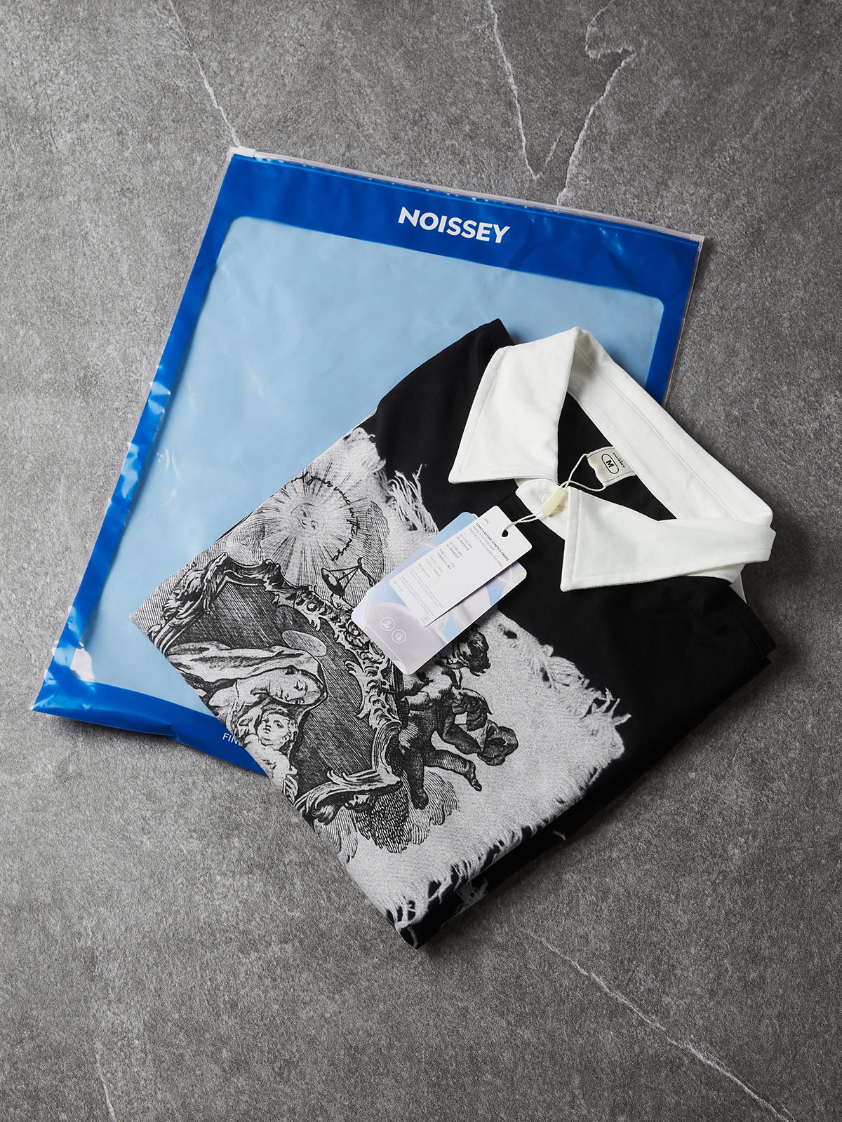 NOISSEY Fray-Edge Virgin & Child Graphic Contrast Collar Polo Sweatshirt - Black Streetwear Shirt