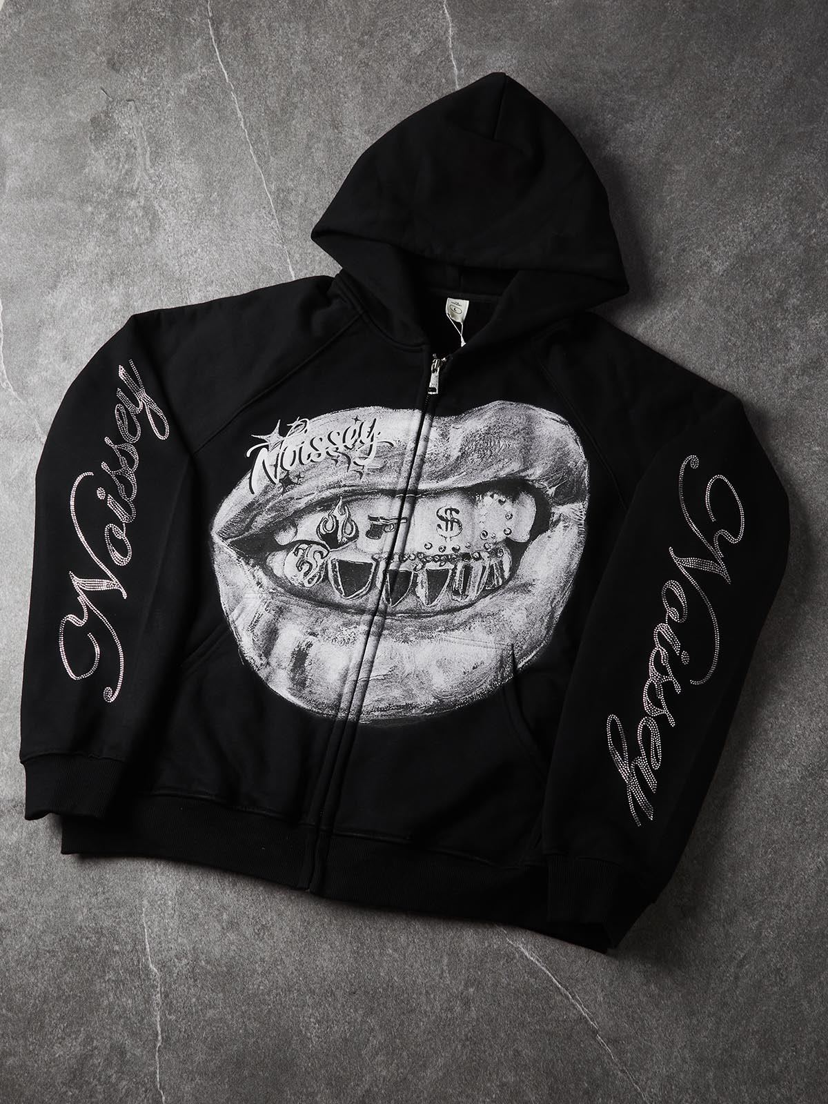 NOISSEY Metallic Grillz Lips &amp; Rhinestone Sleeve Zip-Up Hoodie - Black Streetwear Hoodie