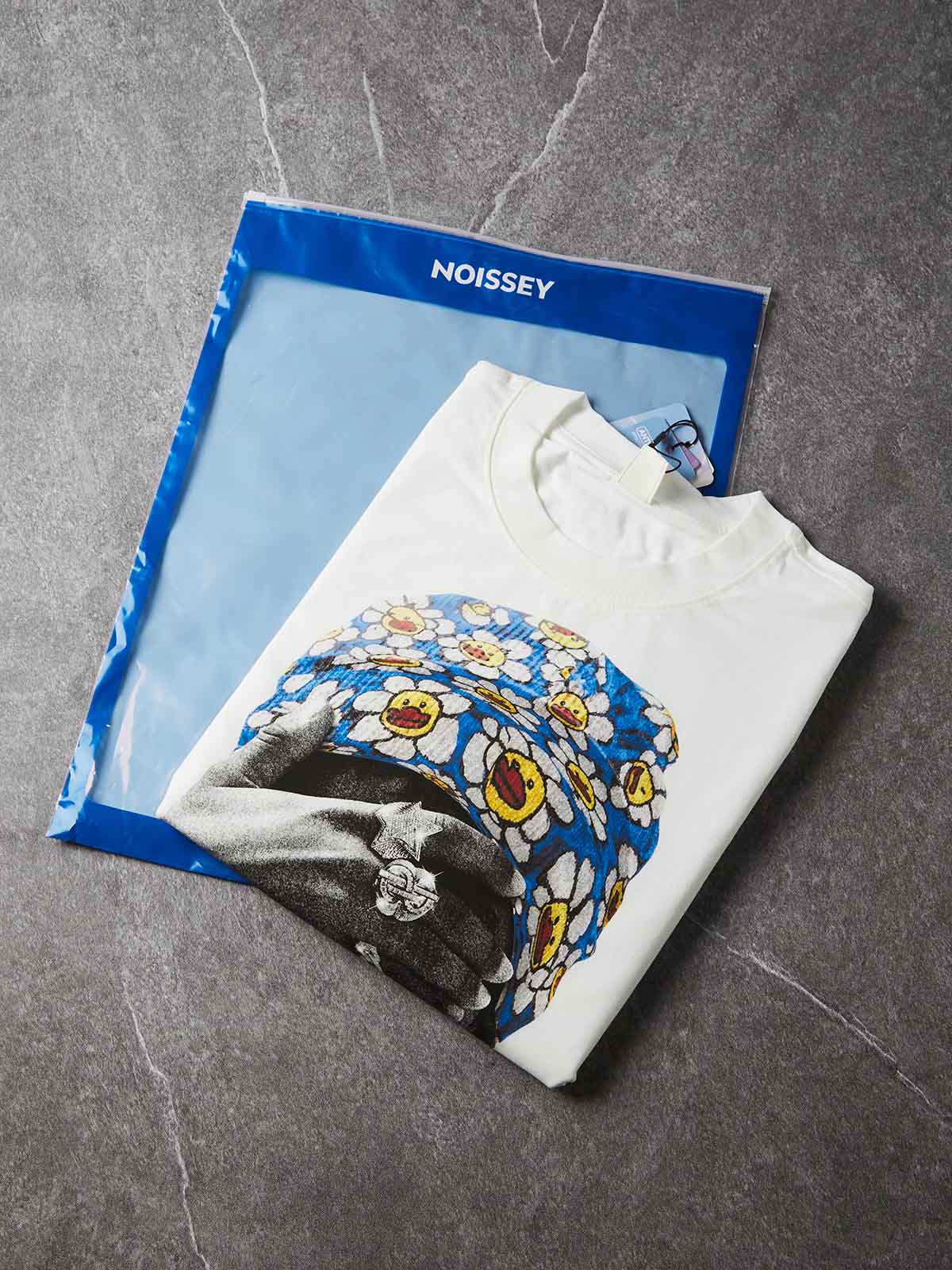 NOISSEY Blue Flower Bandana Kid Gold Grillz Boxy Graphic Tee - White Streetwear Shirt