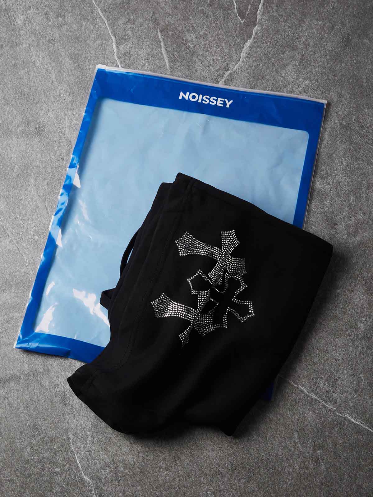 NOISSEY Gothic Rhinestone Crosses Fleece Shorts - Black Oversized Y2K Streetwear Shorts
