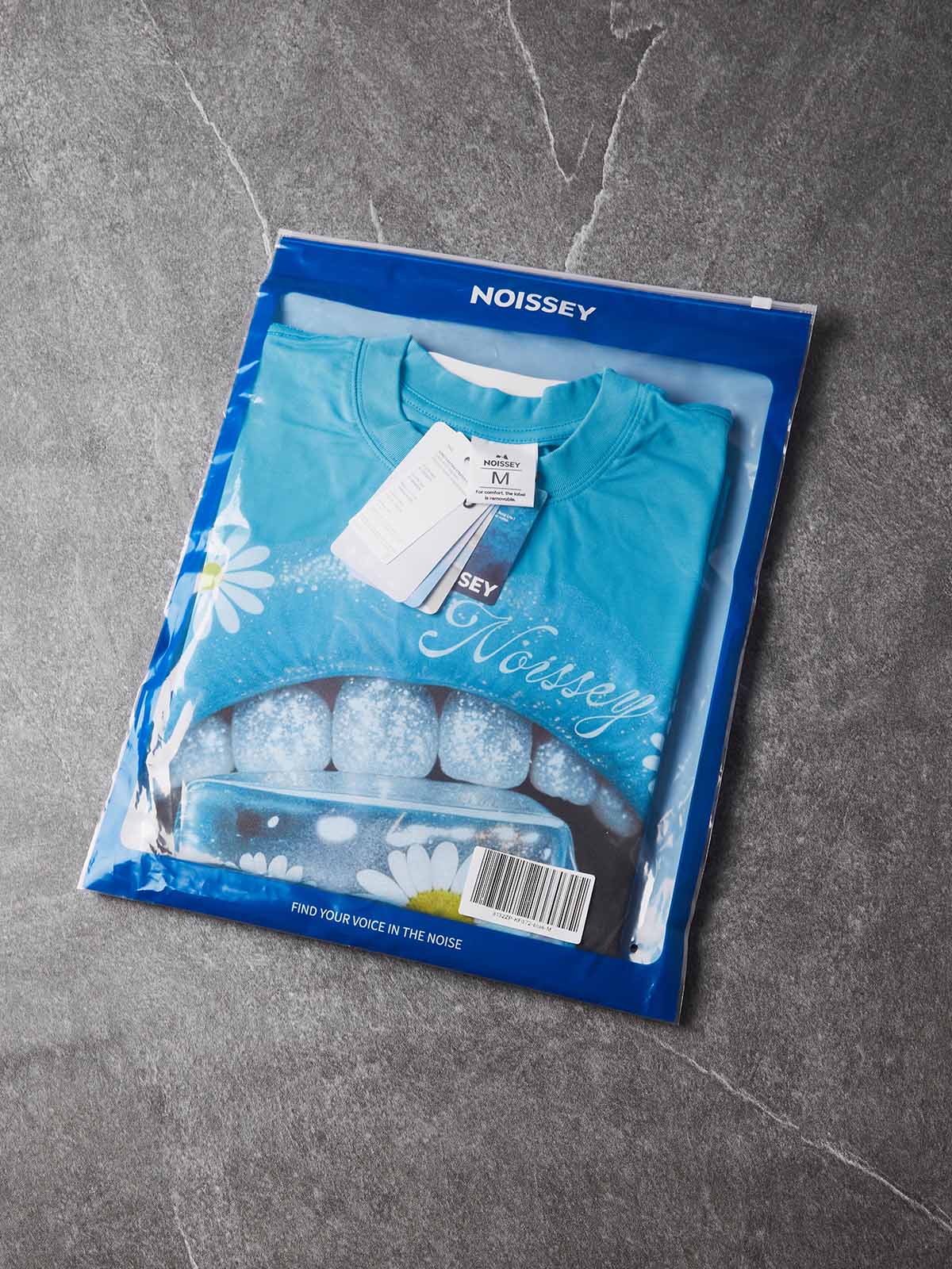 NOISSEY Ice Blue Glitter Lips Frozen Daisy Boxy Graphic Tee -  Y2K Streetwear Shirt