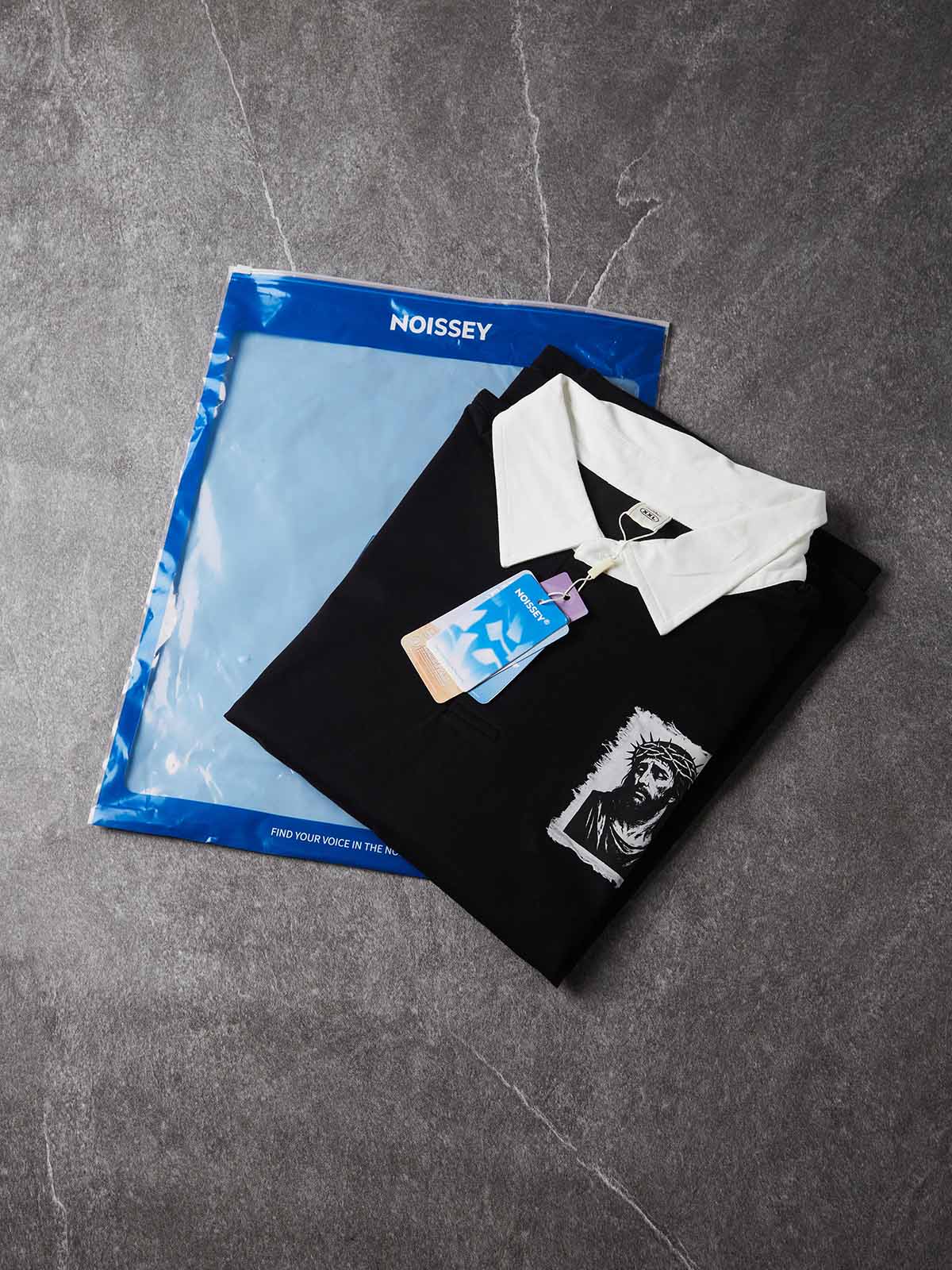 NOISSEY Rhinestone Sleeve & Crown of Thorns Jesus Contrast Collar Polo Sweatshirt - Black  Streetwear Shirt