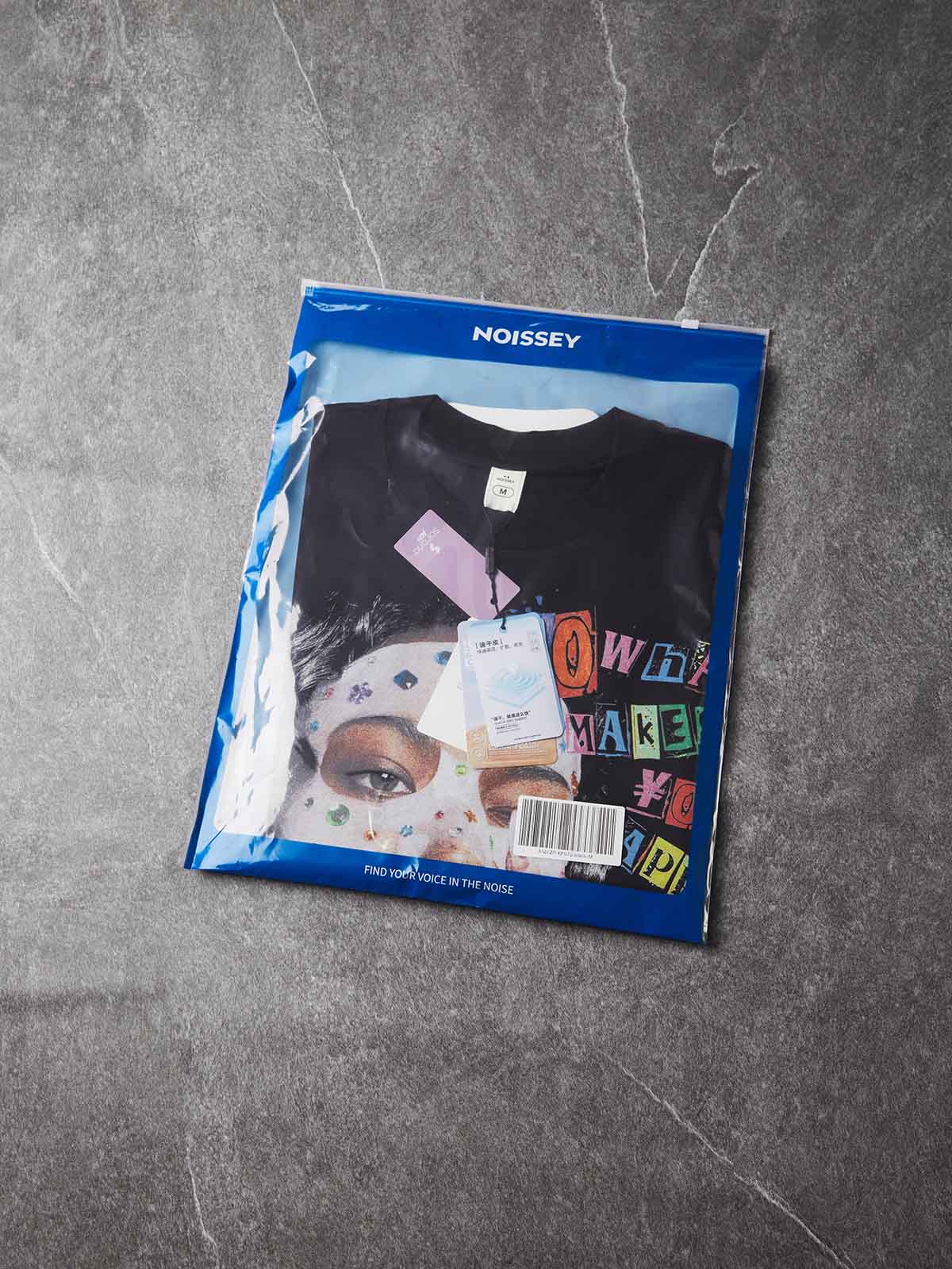 NOISSEY Rhinestone Face Mask & Street Hand Gesture Magazine Collage Graphic Cropped Tee (Pitch Black)
