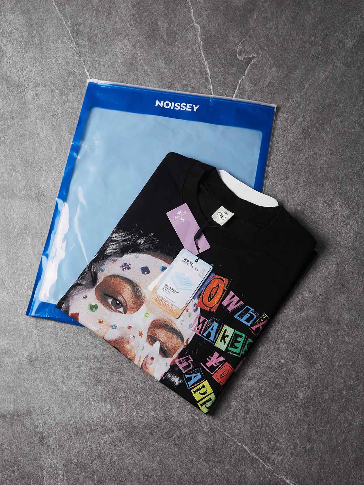 NOISSEY Rhinestone Face Mask & Street Hand Gesture Magazine Collage Graphic Cropped Tee (Pitch Black)