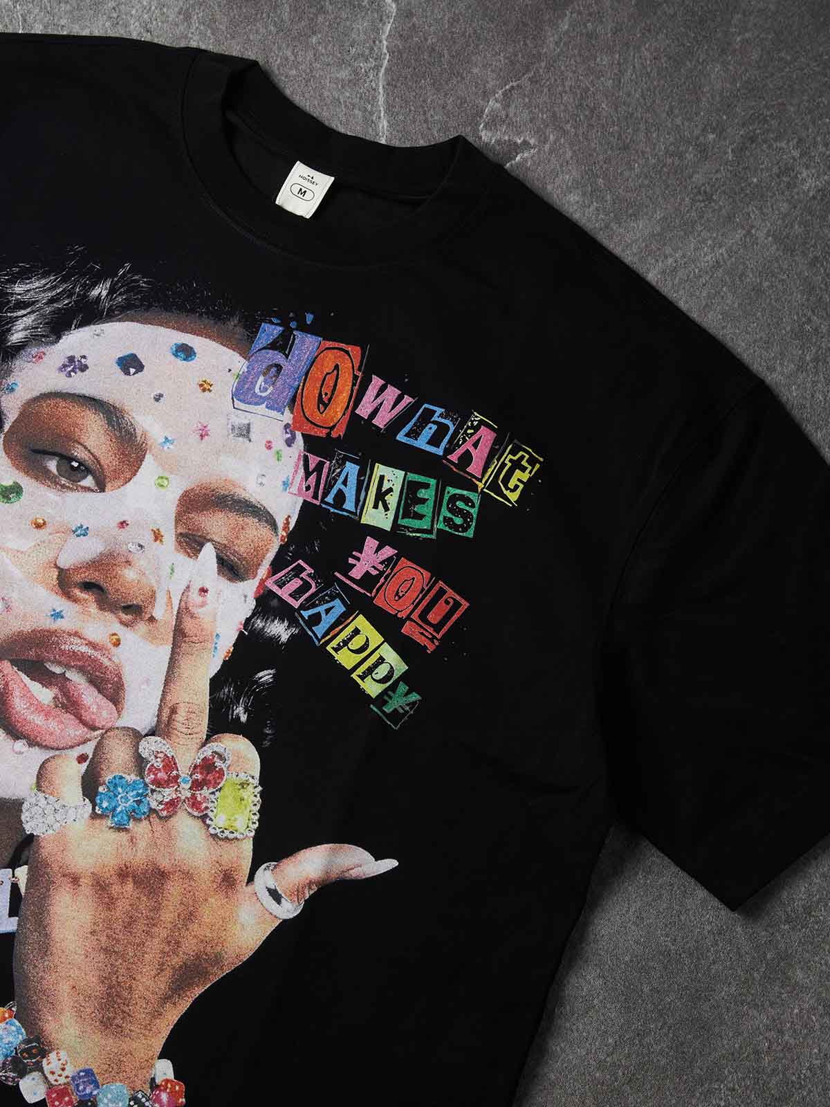 NOISSEY Rhinestone Face Mask & Street Hand Gesture Magazine Collage Graphic Cropped Tee (Pitch Black)