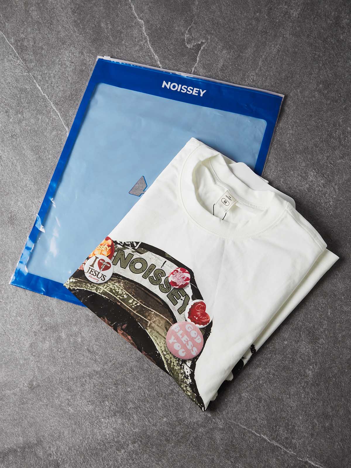 NOISSEY Badge Bucket Hat Iced-Out Grillz Skater Kid Boxy Graphic Tee