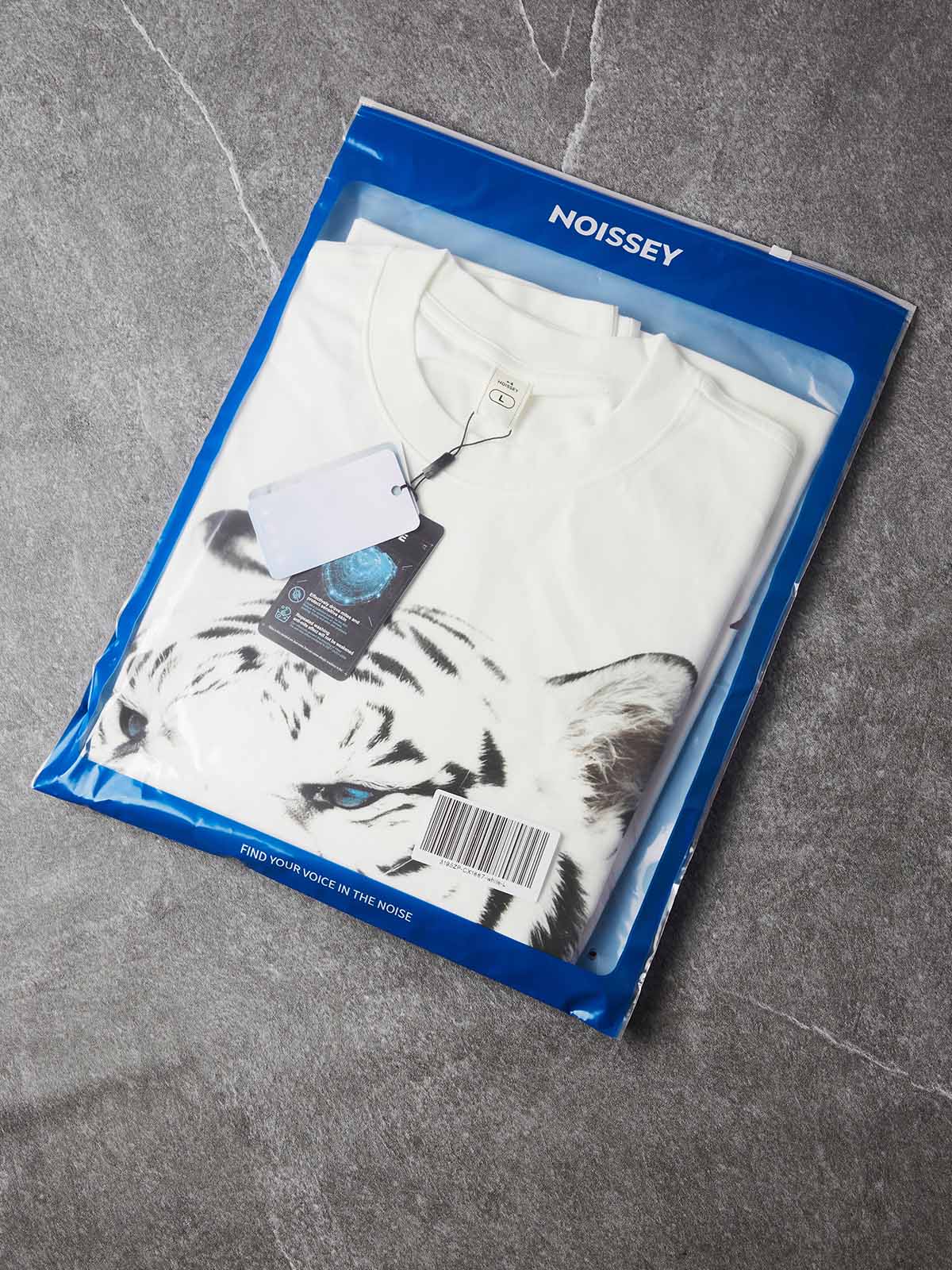 NOISSEY Iced-Out White Tiger Graphic Long Sleeves - White