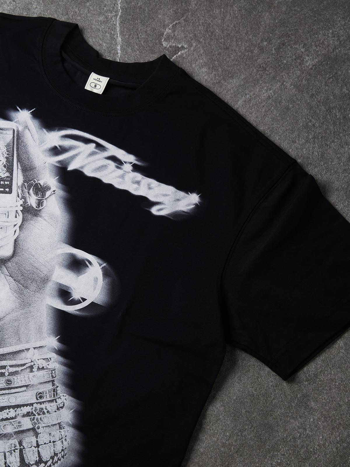 NOISSEY "Y2K MP3 Earphones" Cropped Boxy Short-Sleeve T-Shirt