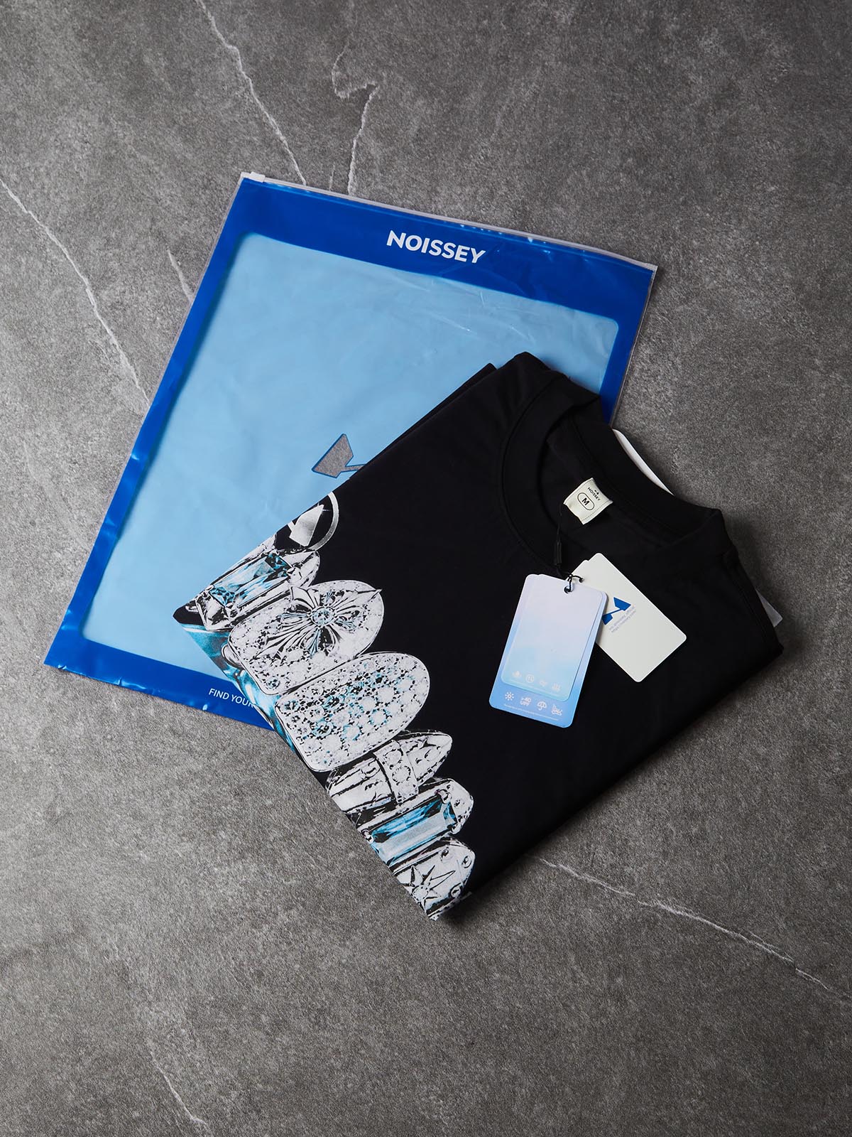 NOISSEY Diamond Dice Grillz Graphic Boxy Tee - Streetwear T-Shirt
