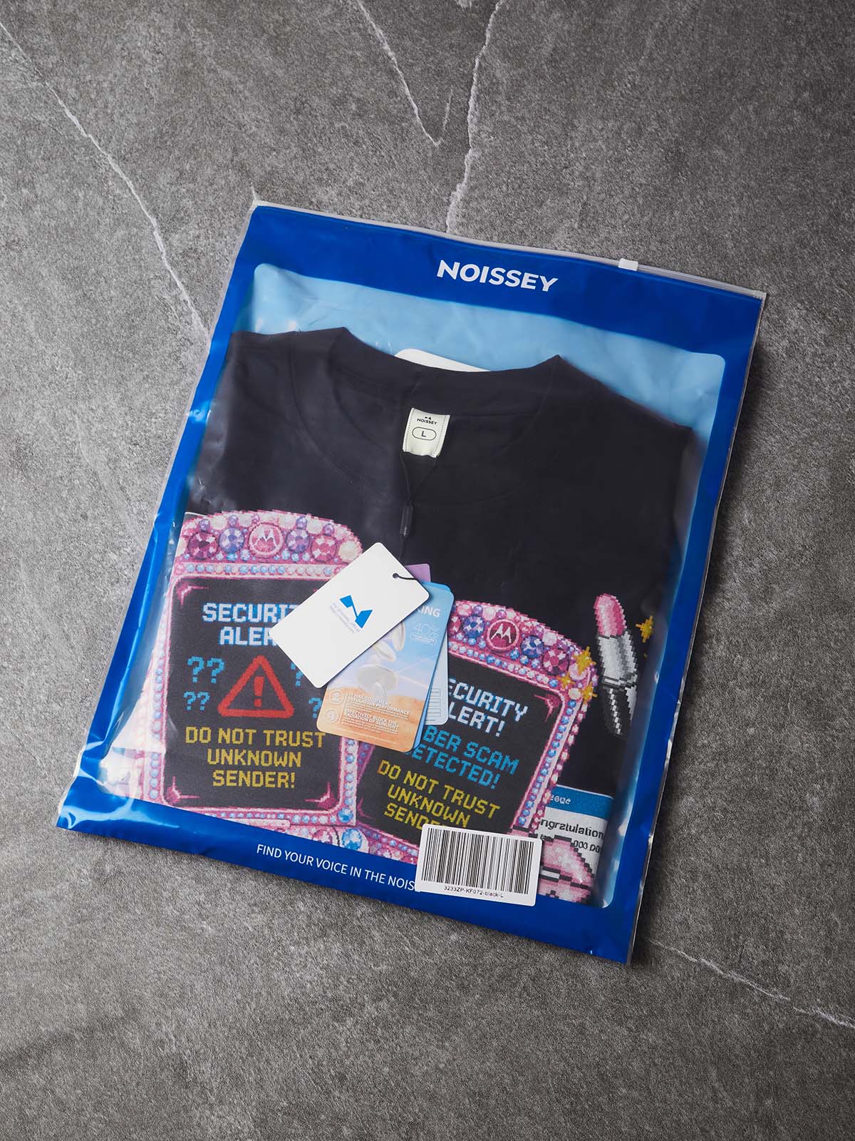 NOISSEY "Y2K Cyber Glitch" Pink Flip Phone Cropped Boxy T-Shirt - Black