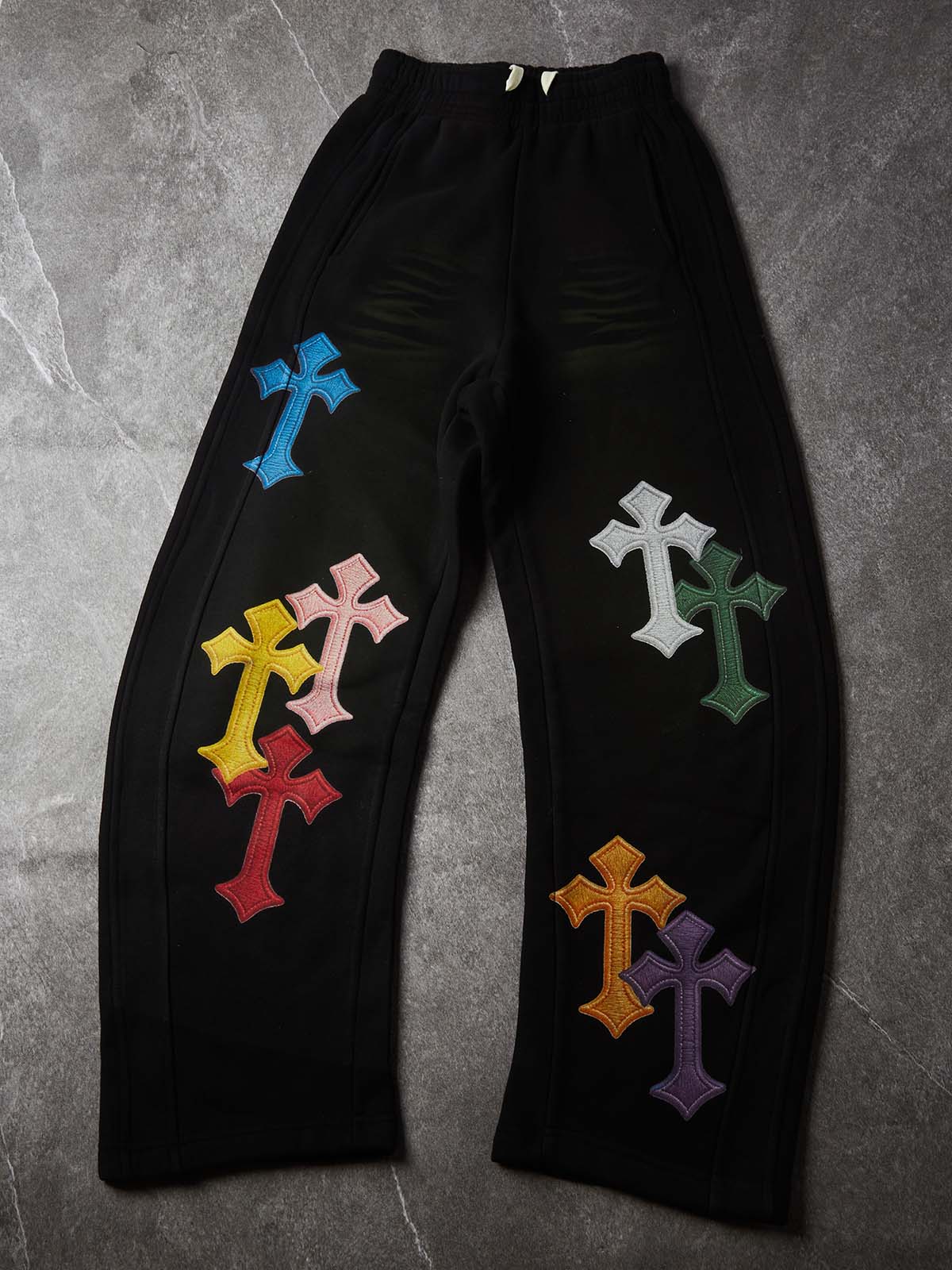 NOISSEY "Multi-Color Faux-Embroidery Cross" Curved Long Pants
