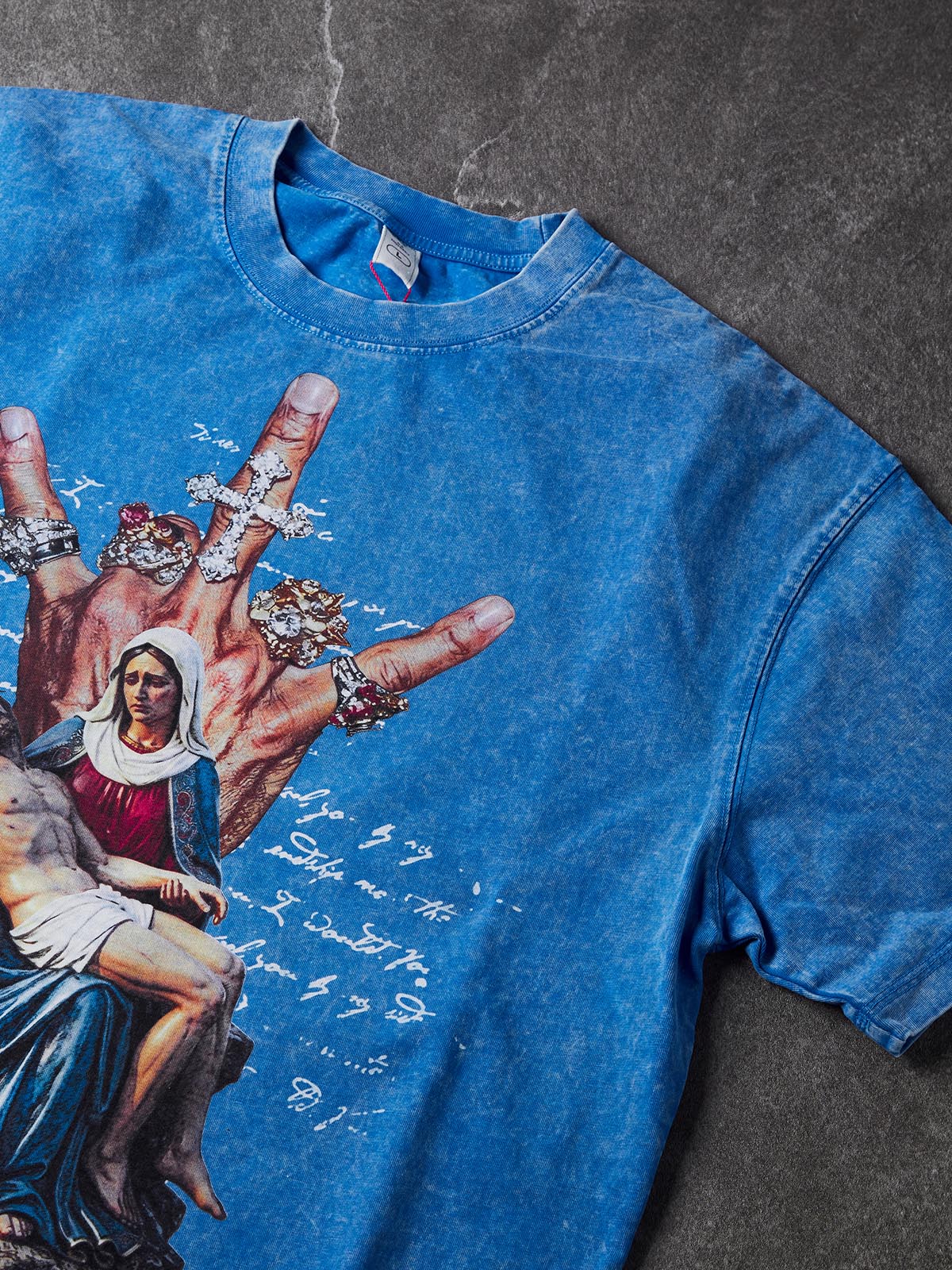 NOISSEY Pieta Diamond Rings Rebellious Hand Vintage Blue Washed Short Sleeve T-Shirt