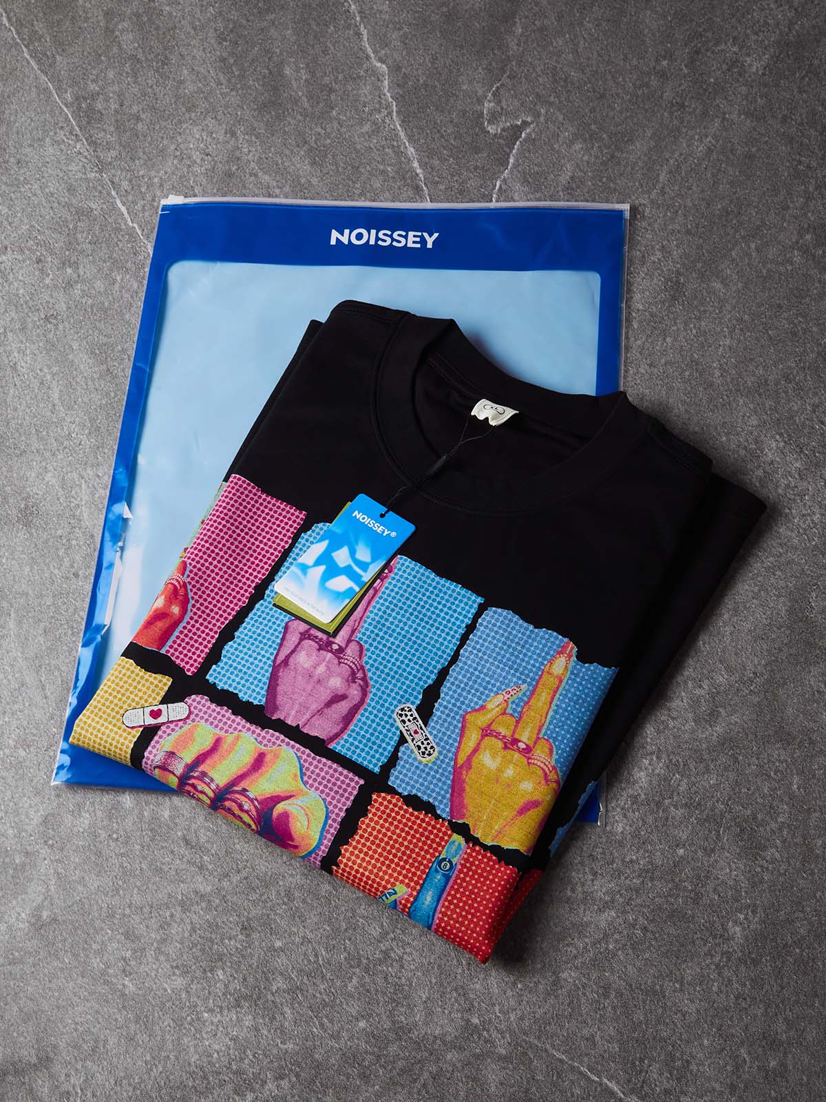 NOISSEY Pop Art Grid Middle Finger &amp; Manicure Graphic Long Sleeve Tee