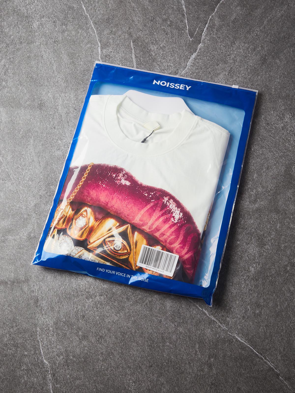 NOISSEY Anubis Necklace Pyramid Grillz Egyptian Nail Art White Boxy T-Shirt