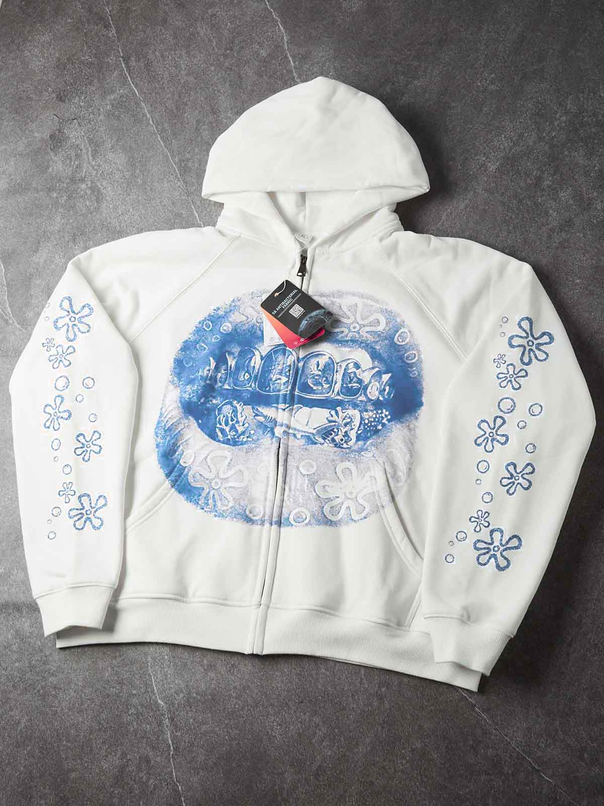 NOISSEY Oceanic Blues Lips & Ocean Grillz Graphic Zip-Up White Hoodie