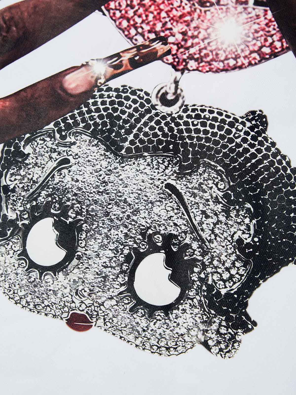 Betty Diamond Necklace & Nail Art Print T-Shirt