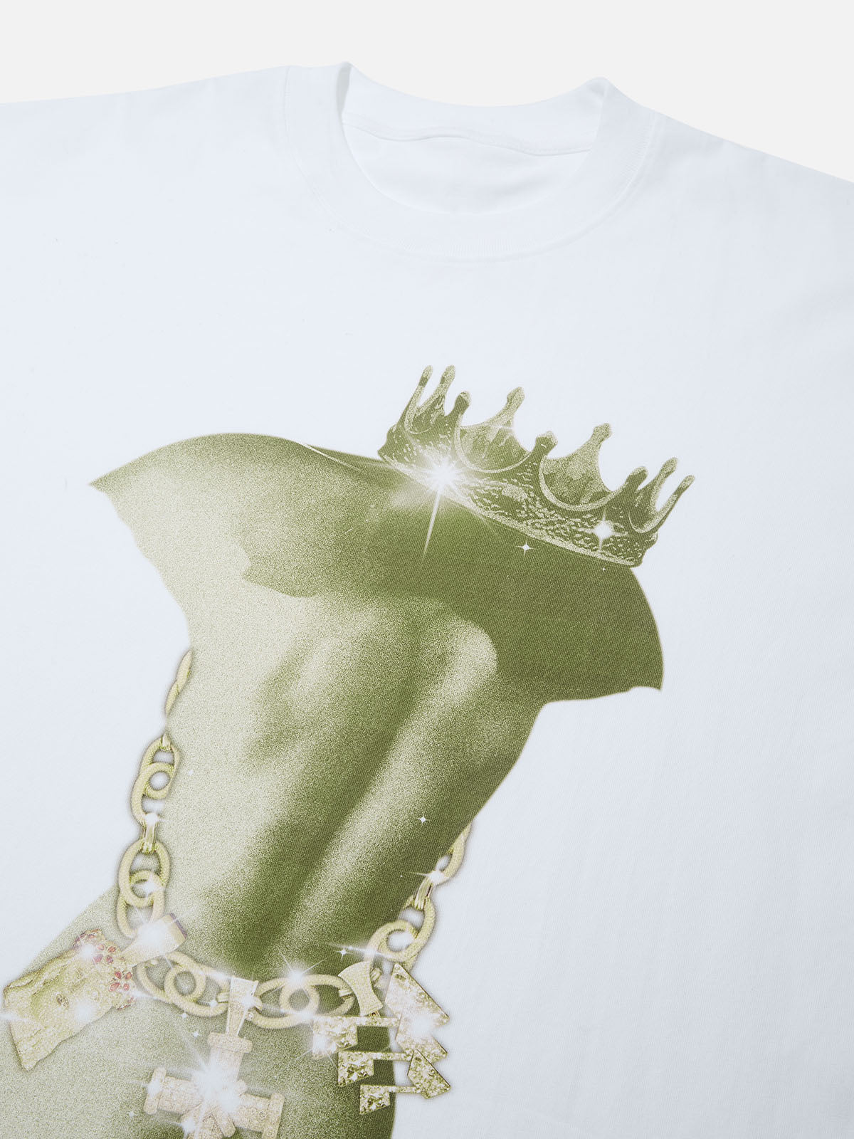 Vintage Green Sculpture Apple Core Print T-shirt