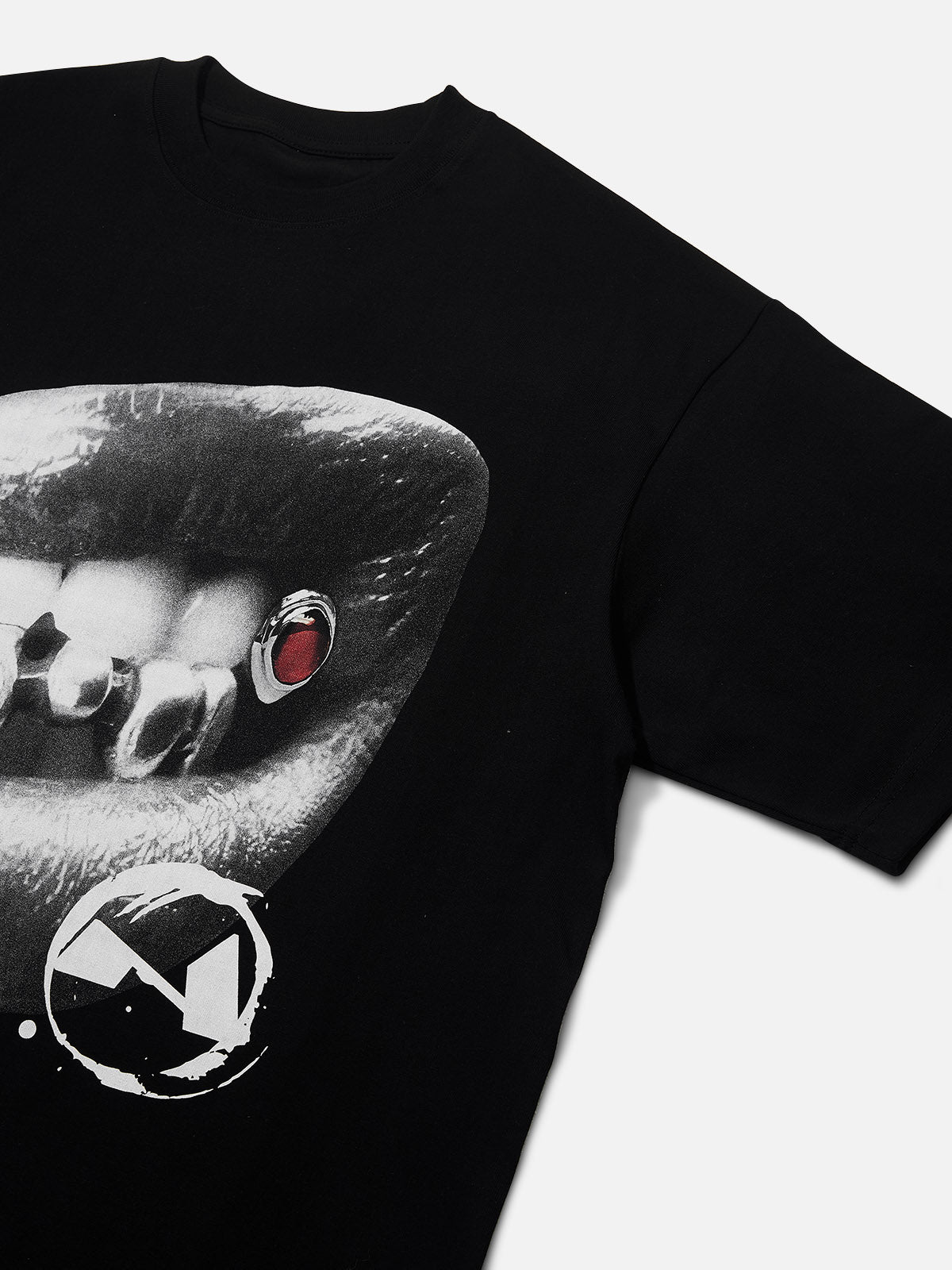 Black & White Lip Gem Grills Print T-shirt