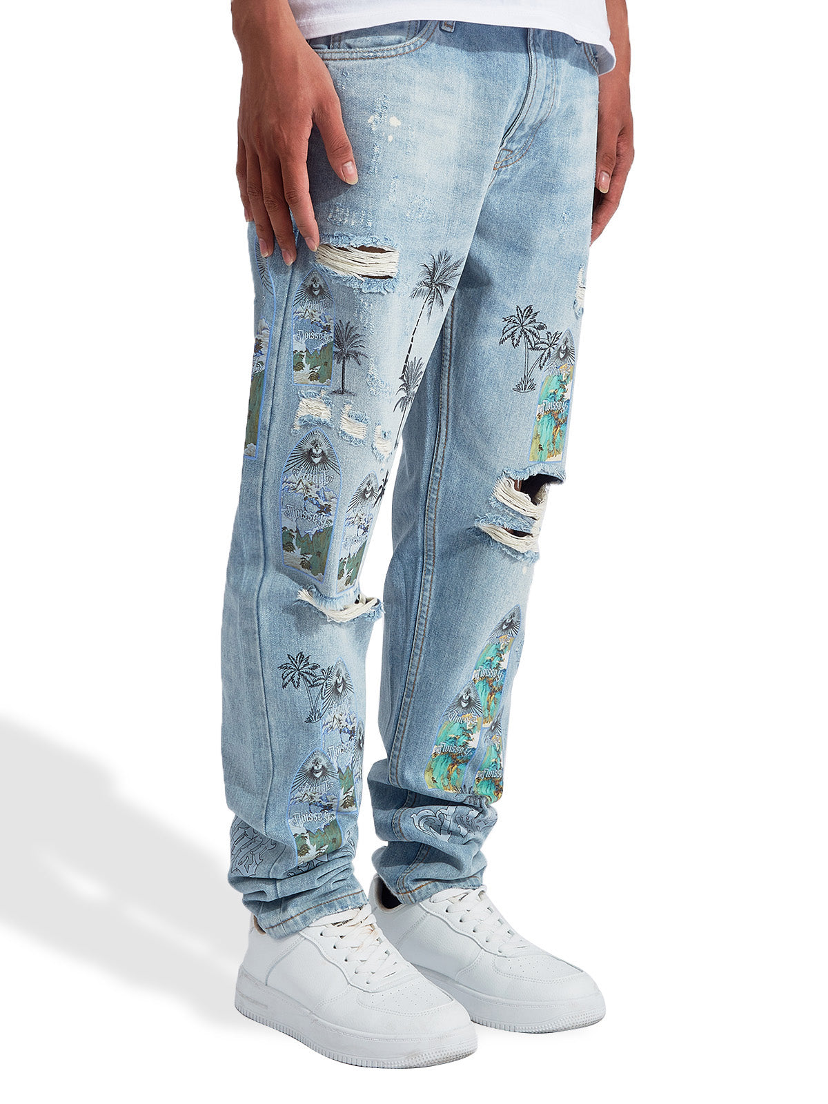 OBSTACLES &amp; DANGERS© Zerrissene Jeans mit Buntglas-Print