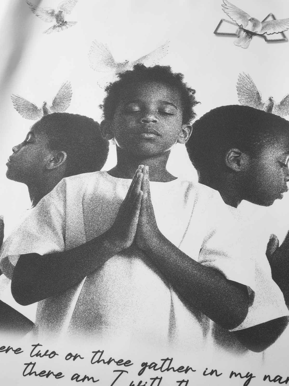Praying boy and peace dove print air layer long sleeves