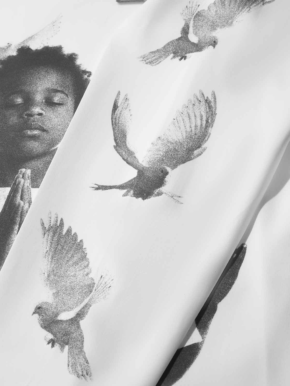Praying boy and peace dove print air layer long sleeves