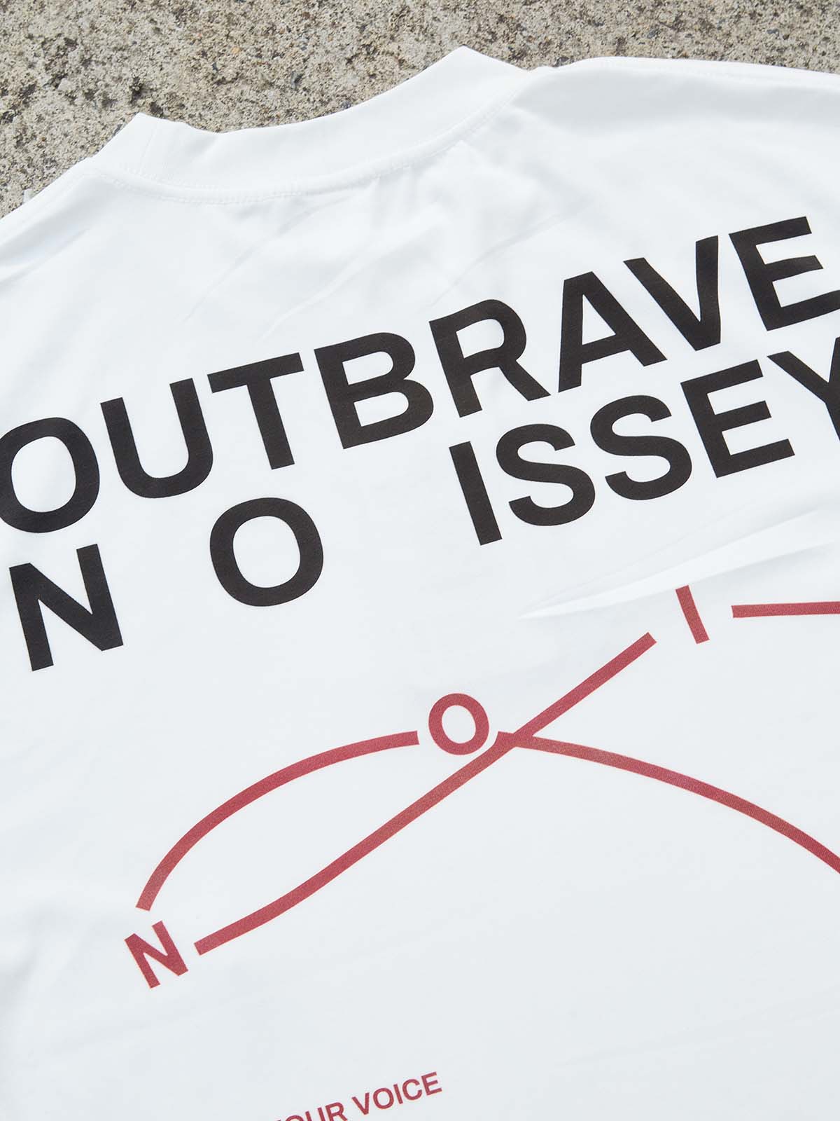 The Active-Dry Unrestricted Performance Noissey Logo Mesh Tee