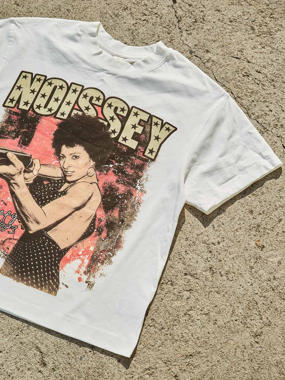 NOISSEY "Coffy 1973" Vintage Cinematic Graphic Tee – Heritage White