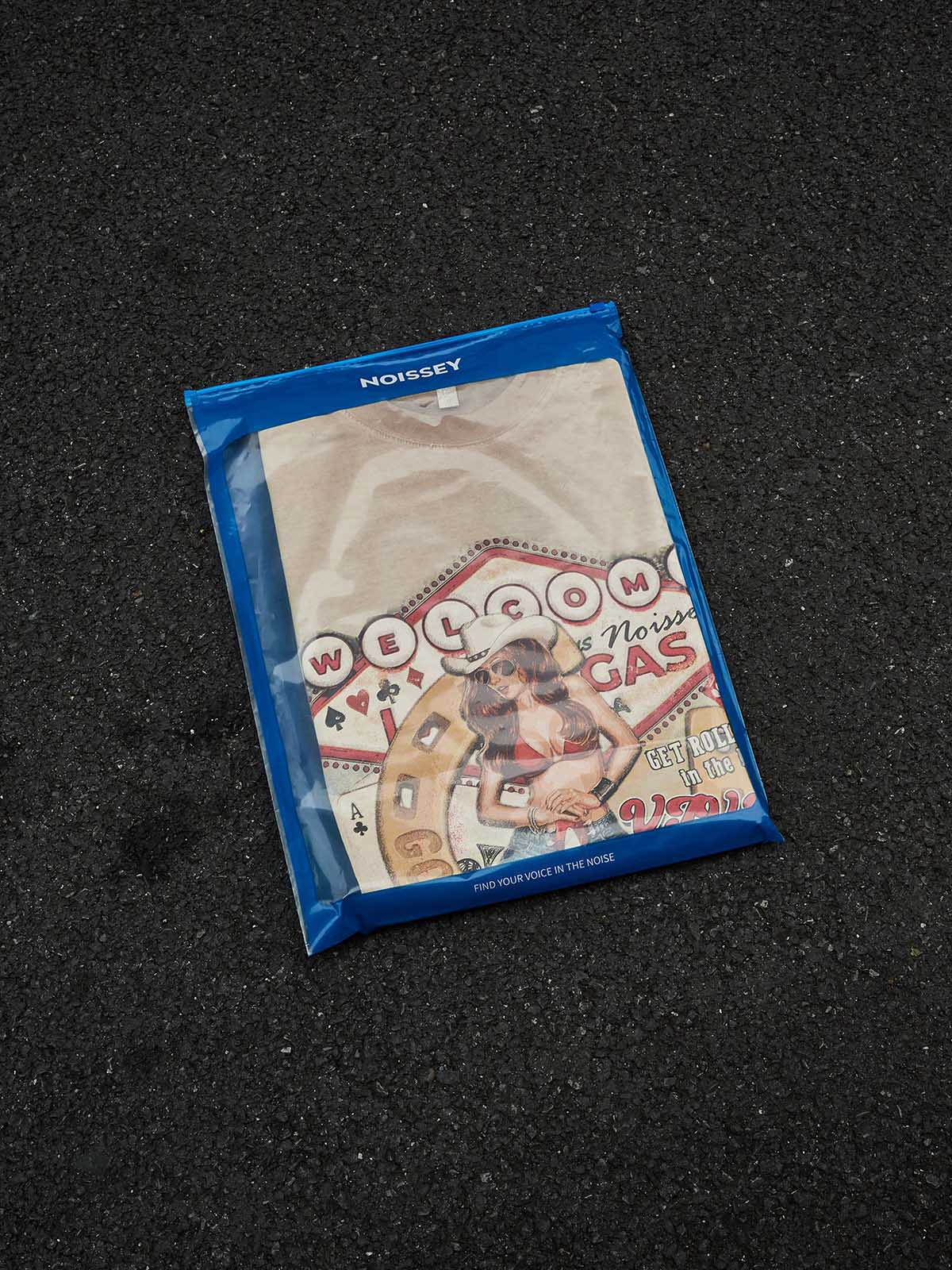 NOISSEY "Viva Las Vegas" Vintage Graphic Tee - Retro Cowgirl & Casino Art Print T-Shirt