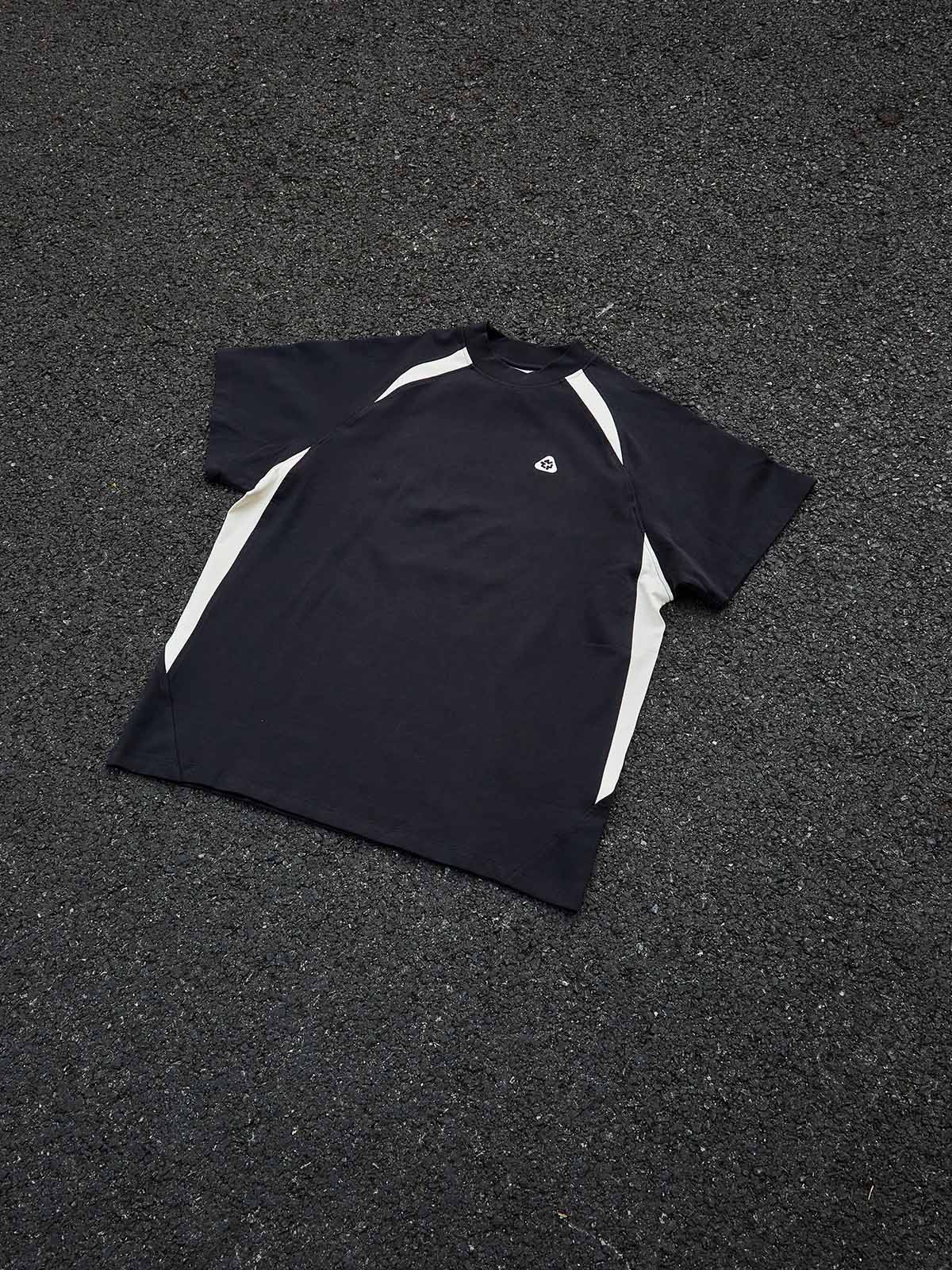 NOISSEY Black and White Color-Block Quick-Dry Breathable Sports Graphic T-Shirt