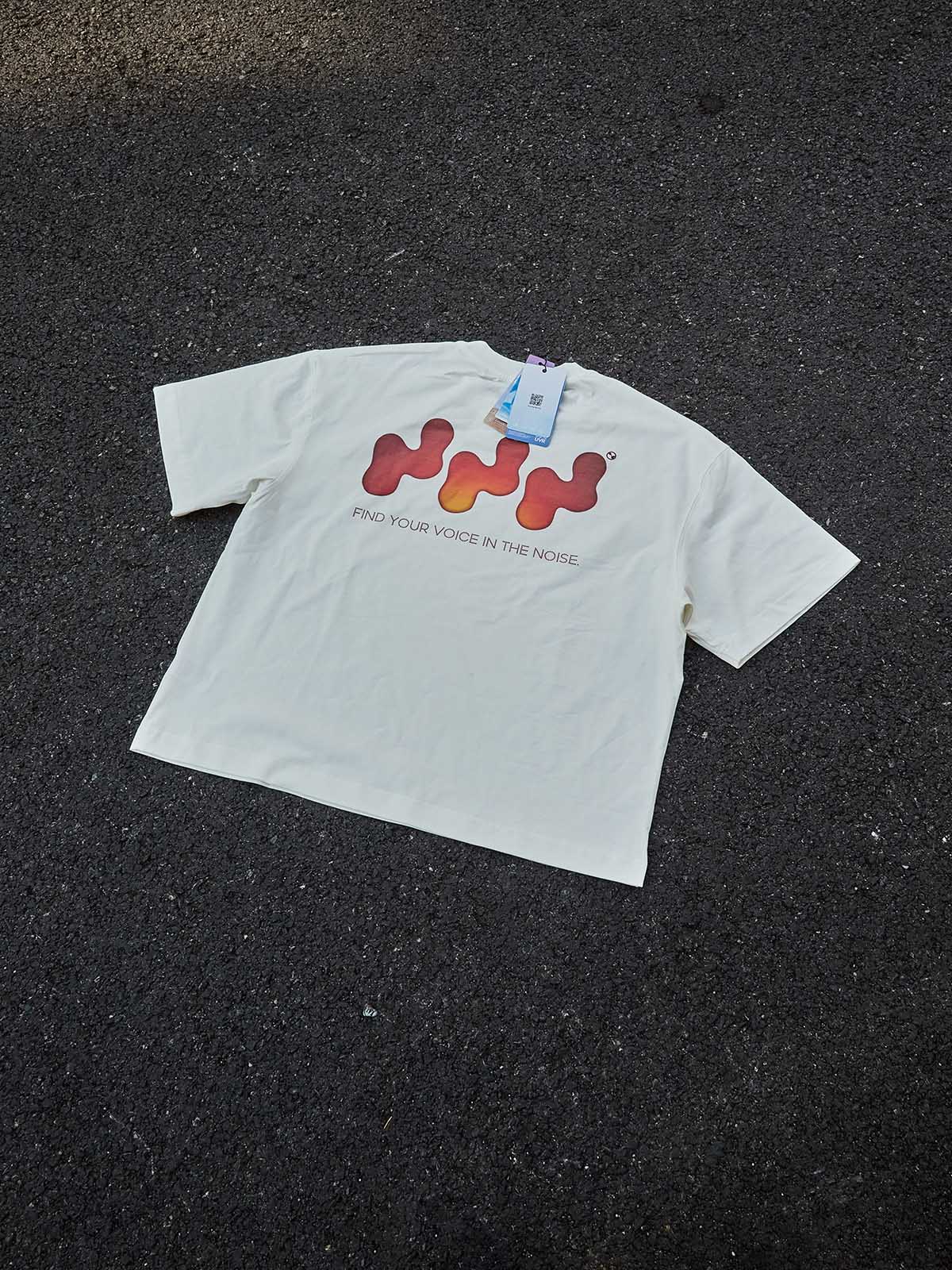 Melting Form Voice-Seek Short Sleeve Tee