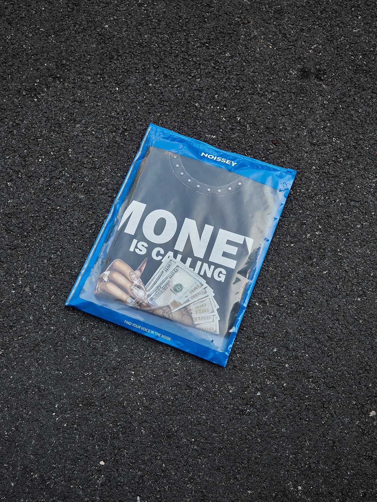 Money is Calling Stud Collar Print Art T-shirt