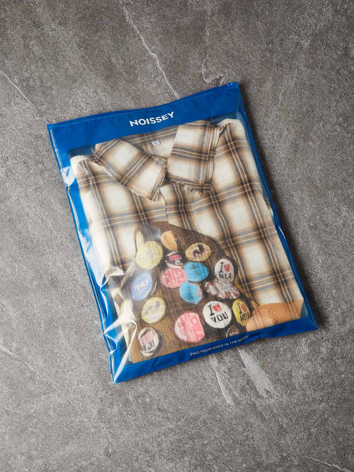 NOISSEY "BADGE GIRL" ART PRINT - PLAID FLANNEL OVERSIZED SHIRT