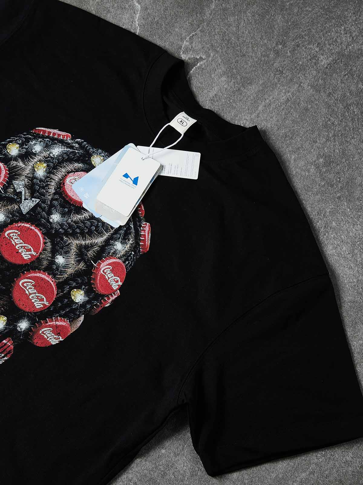 NOISSEY "BOTTLE CAP BRAIDS" POP ART - SHIMMERING OVERSIZED TEE