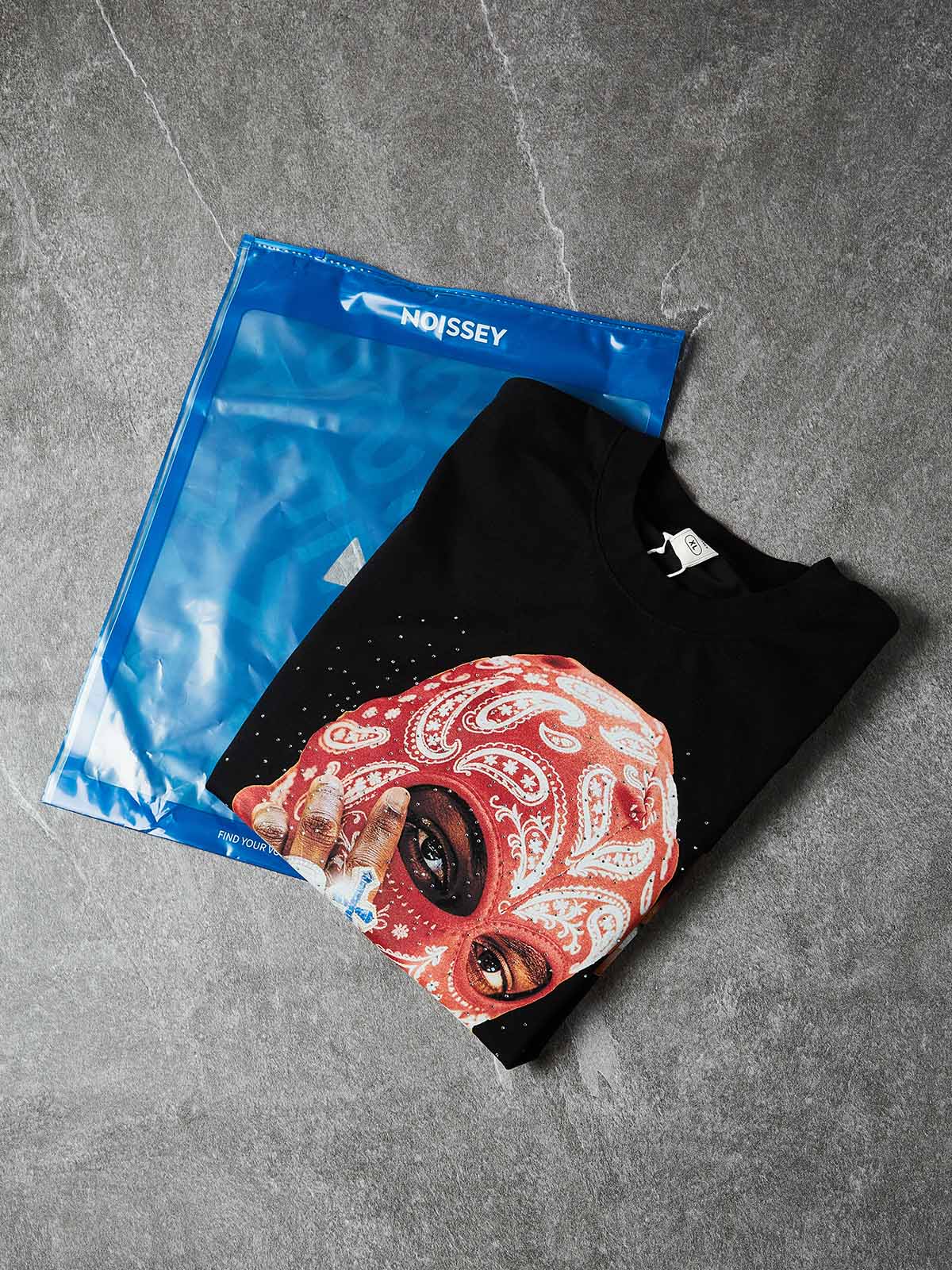 NOISSEY RED PAISLEY BALACLAVA - SHIMMERING JEWEL ART OVERSIZED TEE