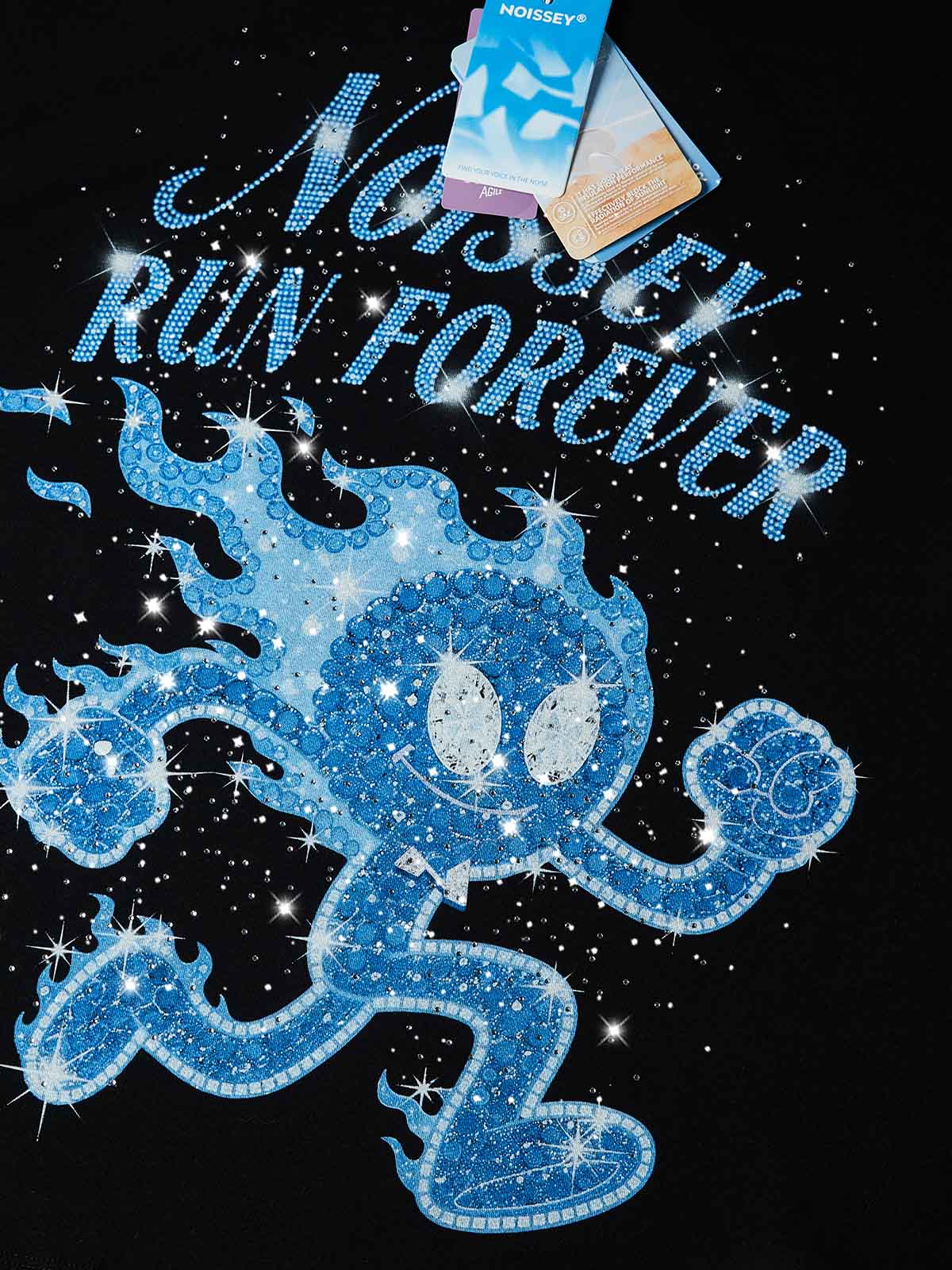 NOISSEY "RUN FOREVER" RHINESTONE ART - SHIMMERING OVERSIZED TEE
