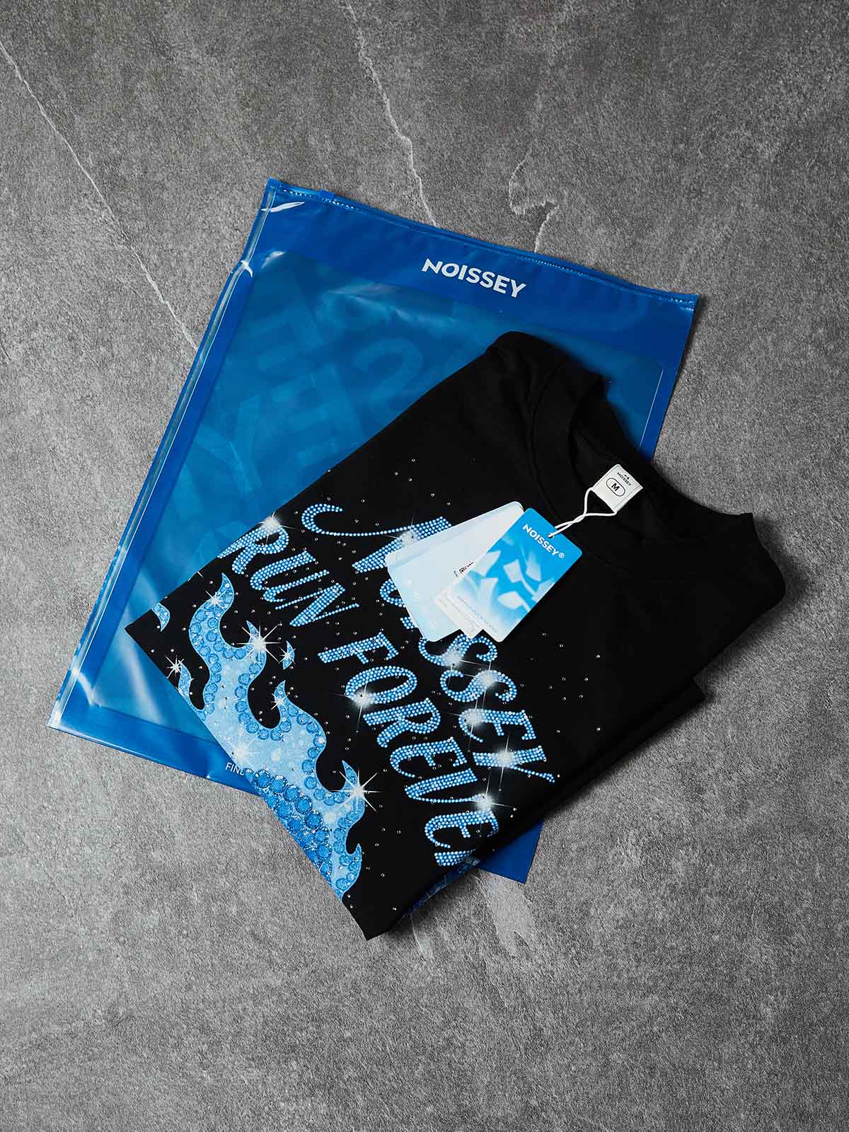 NOISSEY "RUN FOREVER" RHINESTONE ART - SHIMMERING OVERSIZED TEE