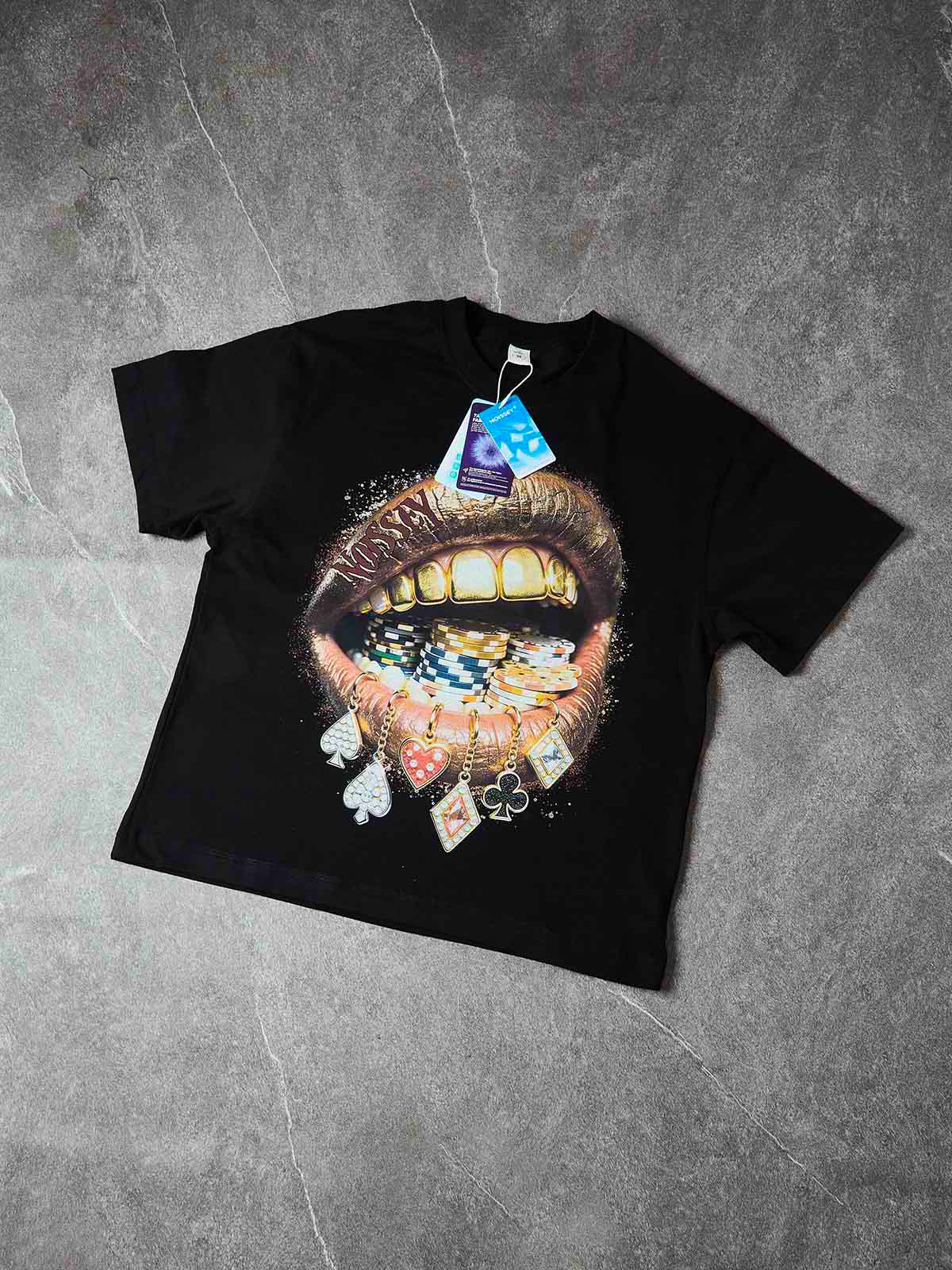 NOISSEY GOLDEN GRILLS POKER - CASINO ART BOXY TEE