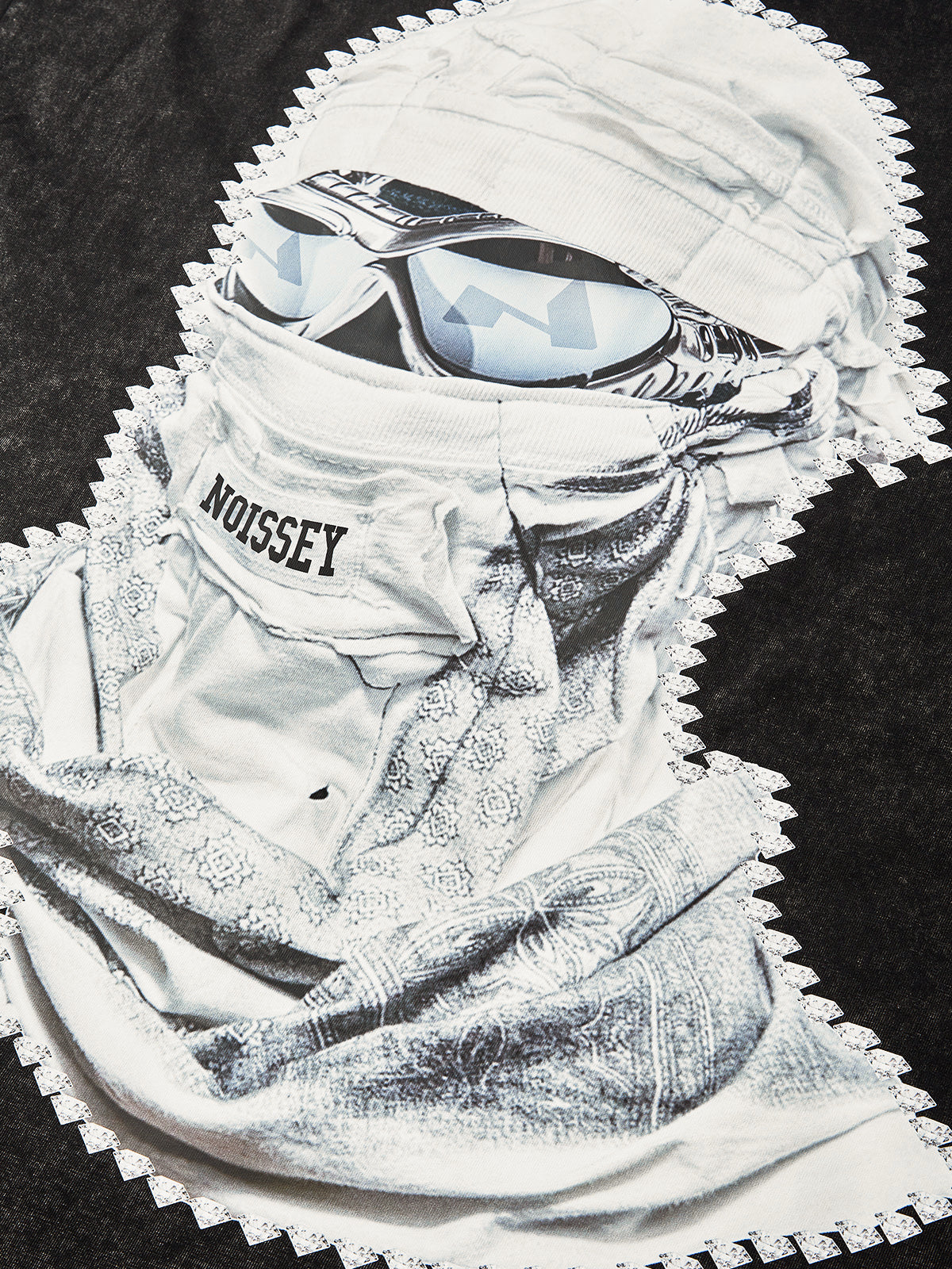 BOUNCE BACK© Desert Storm Shattered Collage Face Mask T-shirt