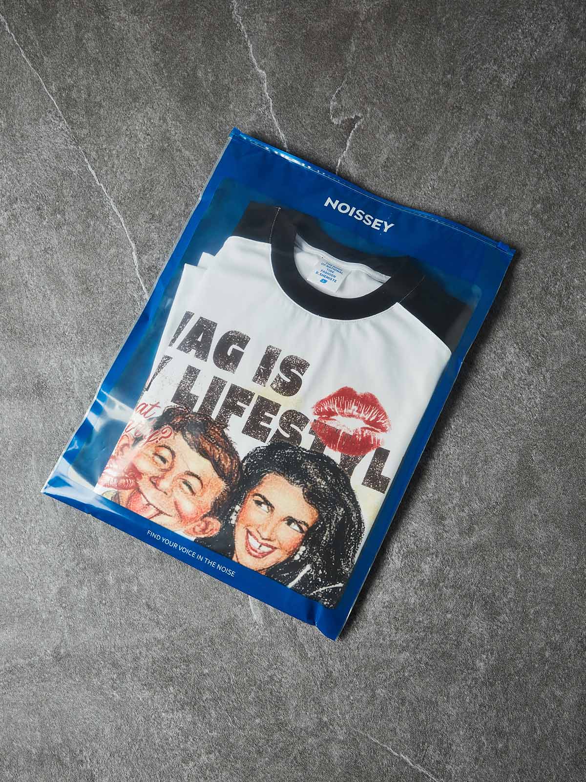 NOISSEY VINTAGE CARTOON STYLE "SWAG IS MY LIFESTYLE" DIY BADGE GRAPHIC T-SHIRT