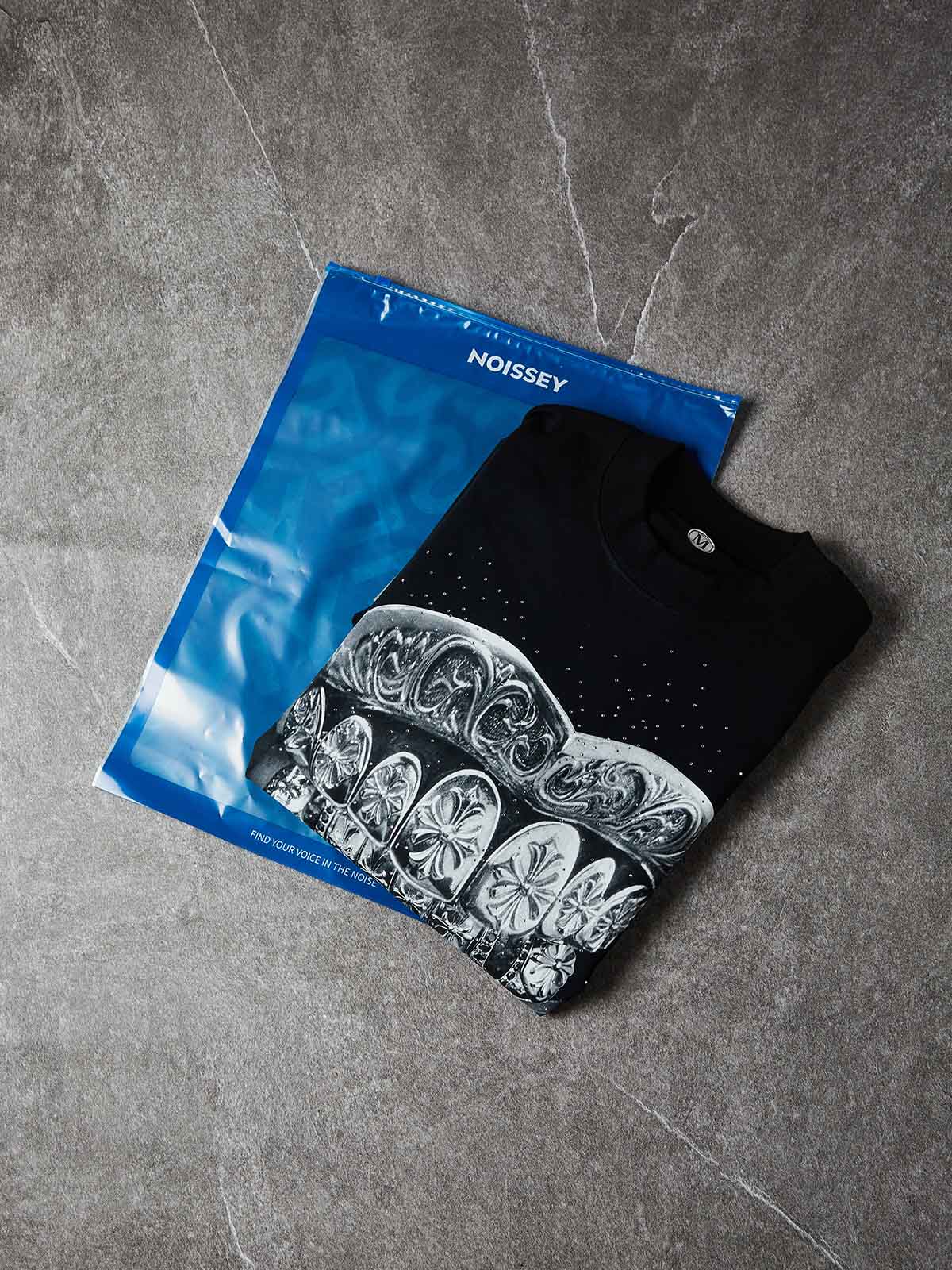 NOISSEY BOXY FIT CHROME SILVER GRILLZ GRAPHIC T-SHIRT