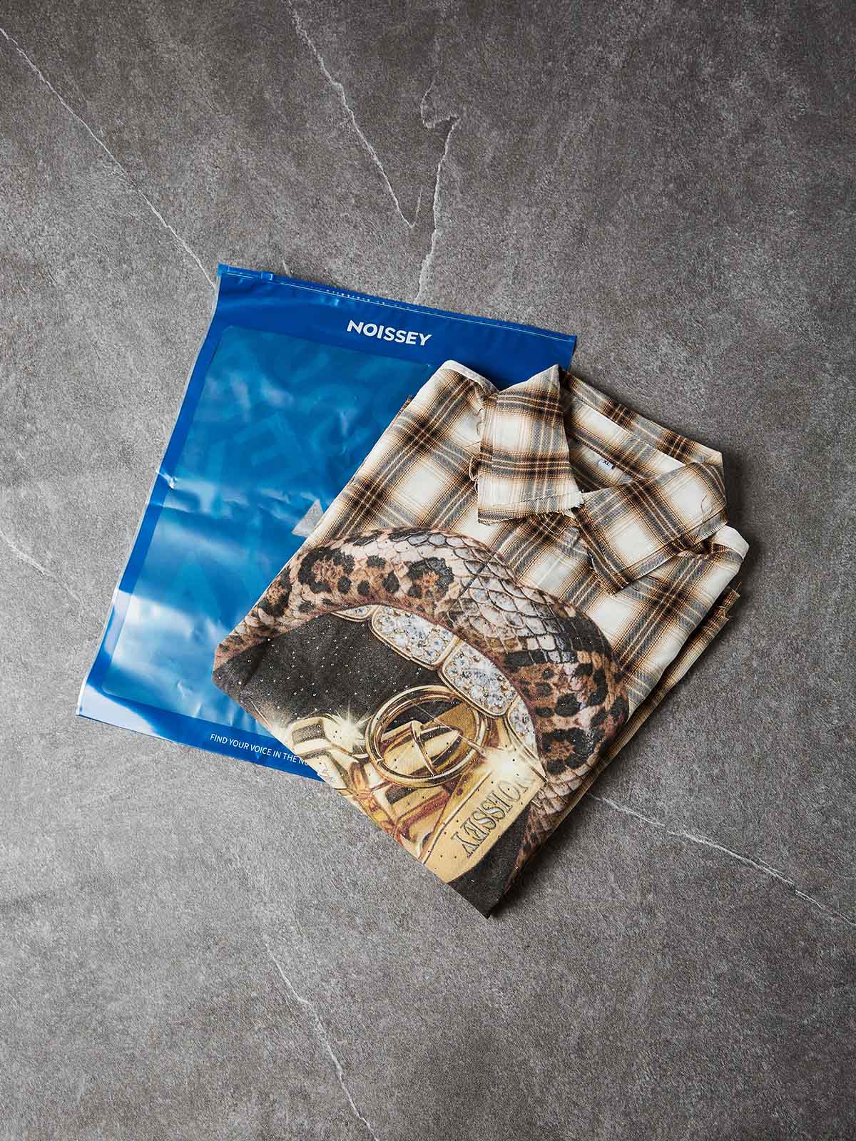 NOISSEY SNAKE LIPS GOLDEN GRENADE - SHIMMER ART CHECK SHIRT